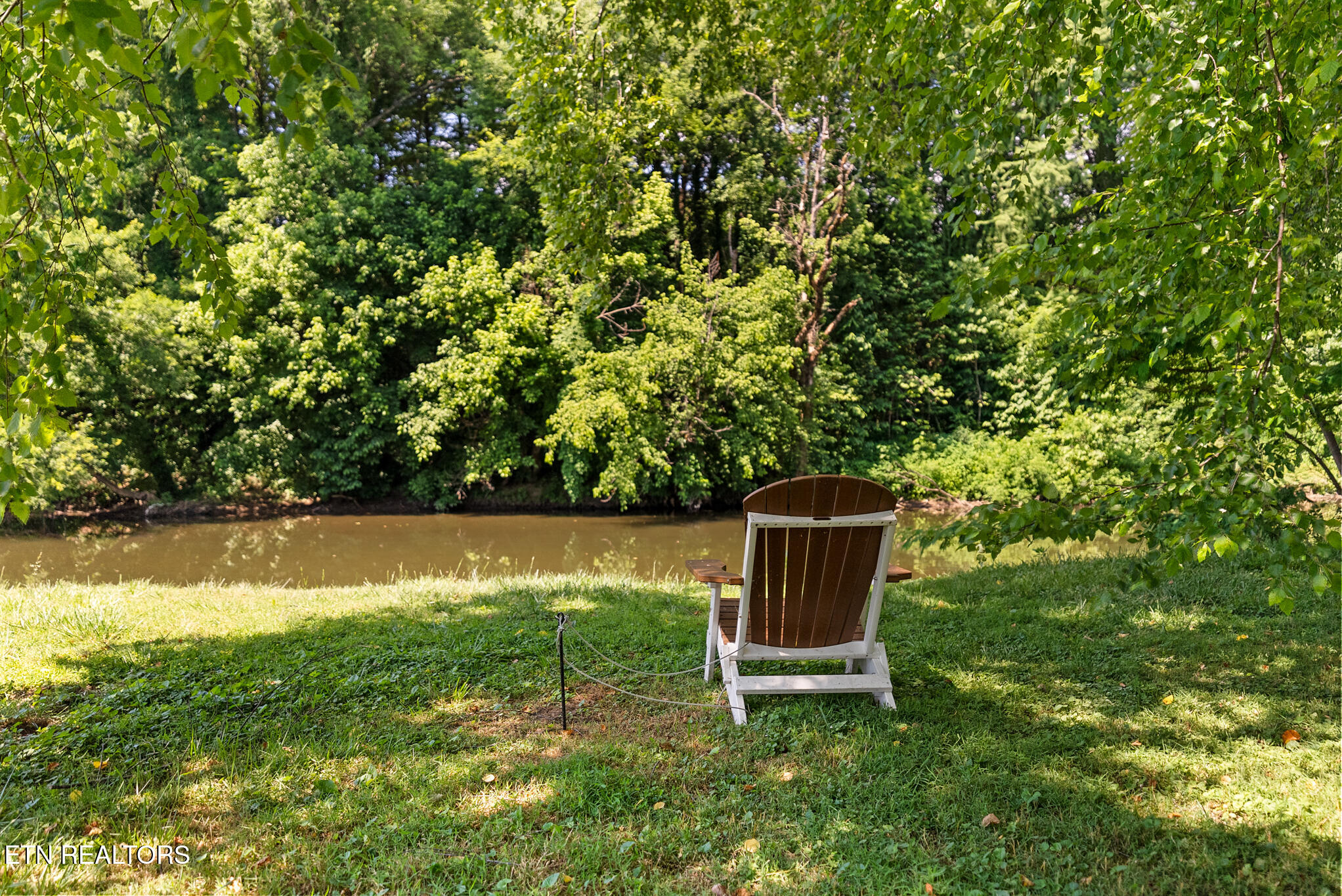 527 River Place Way Sevierville TN 37862