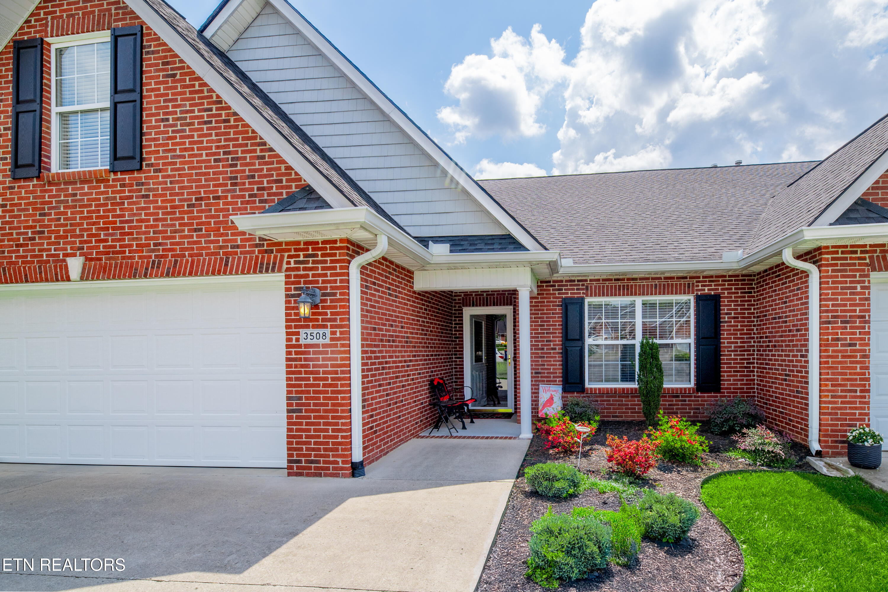 3508 Oak Villa Way Knoxville TN 37931