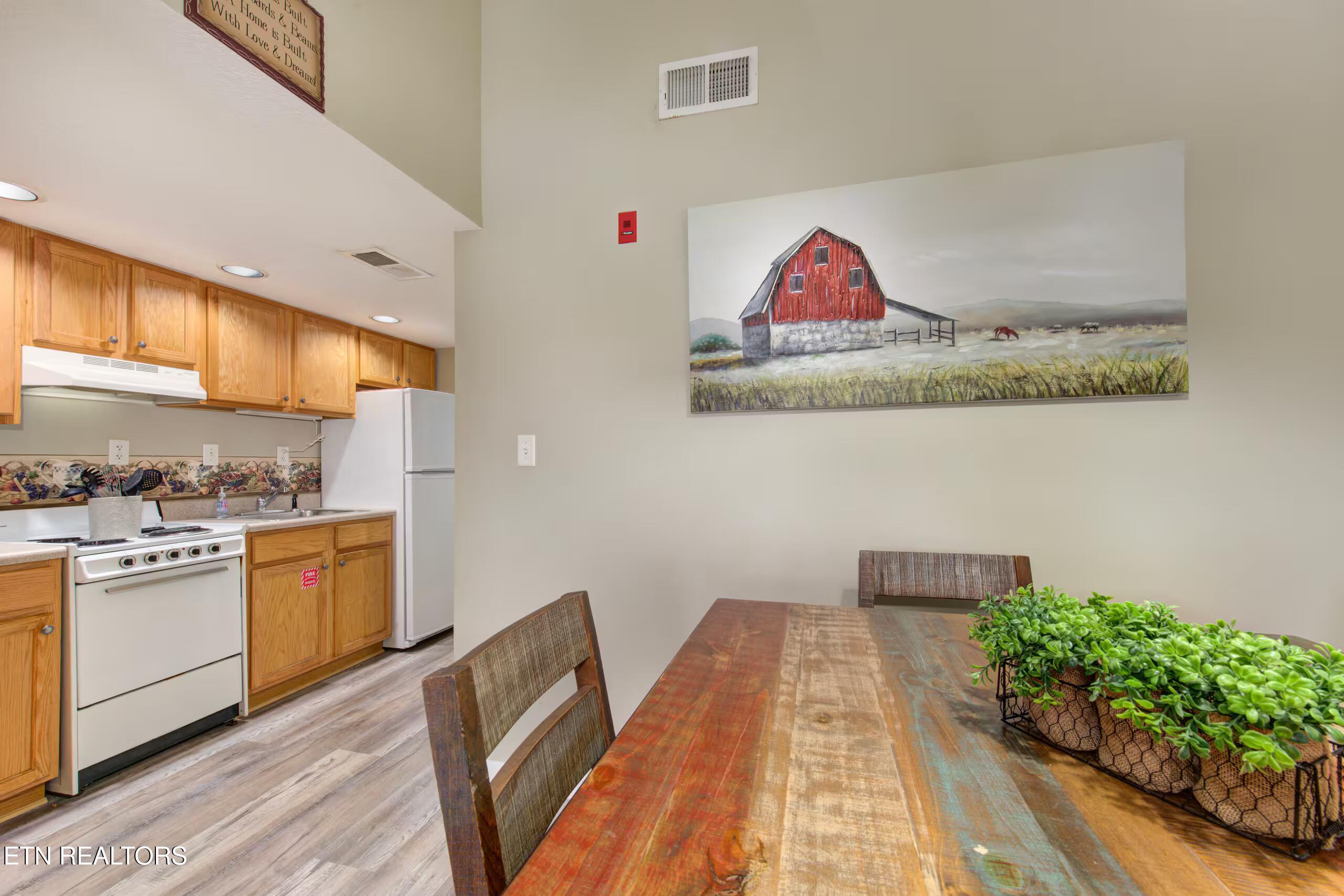 2743 Colonial Drive Pigeon Forge TN 37863