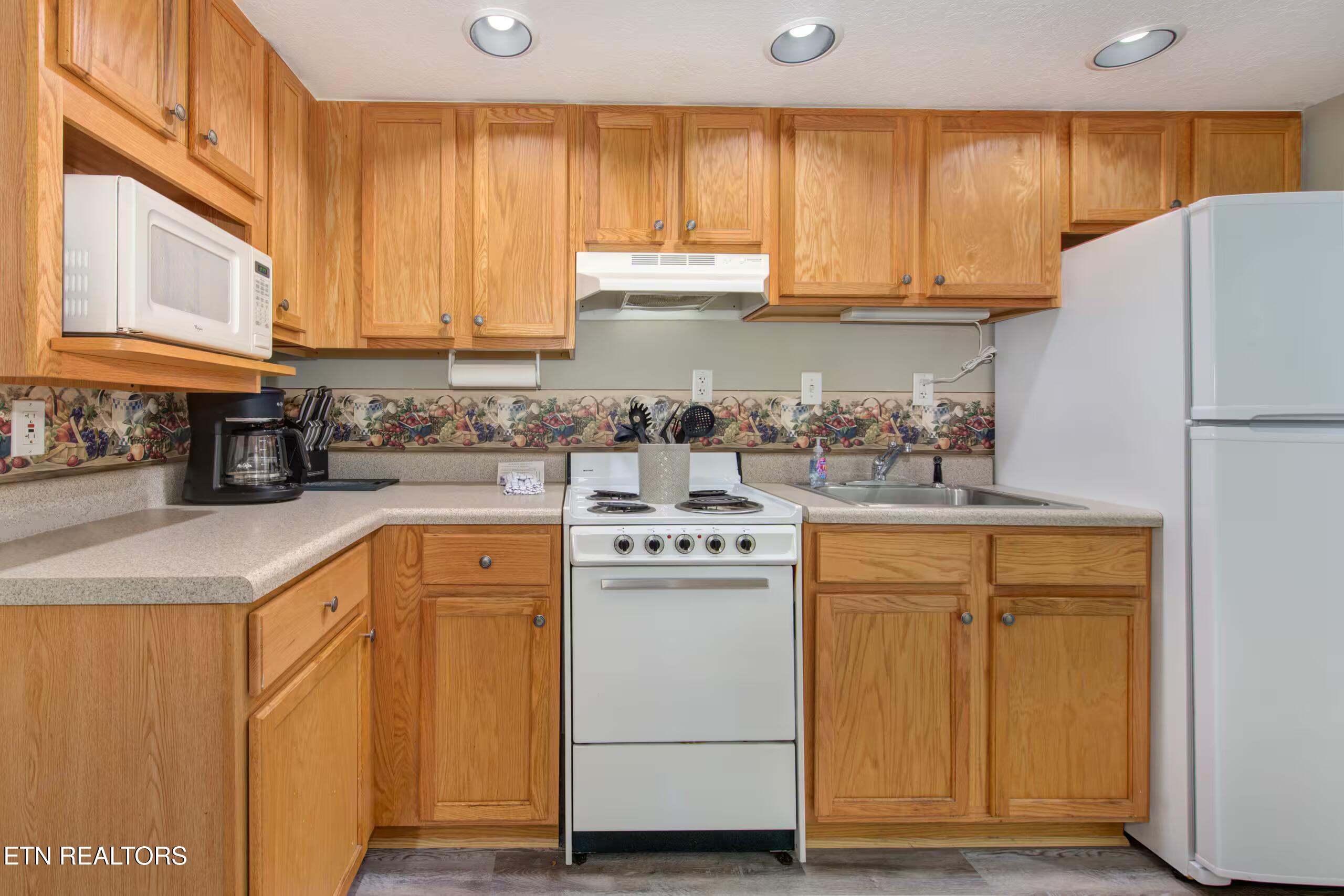2743 Colonial Drive Pigeon Forge TN 37863