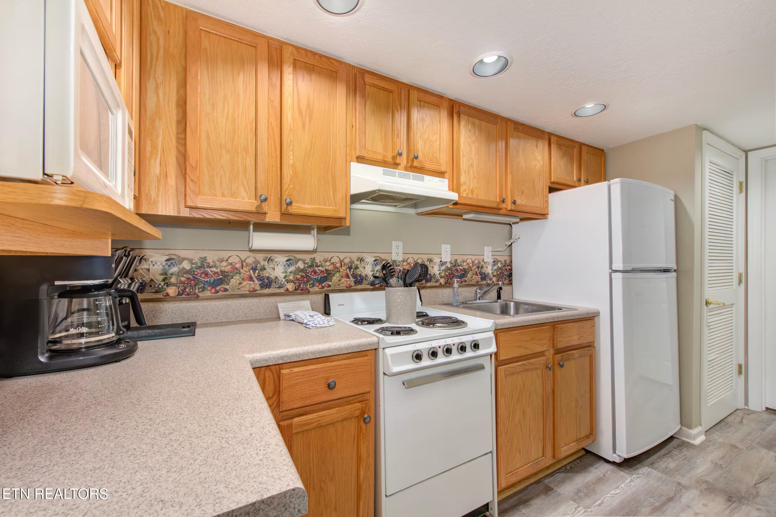 2743 Colonial Drive Pigeon Forge TN 37863