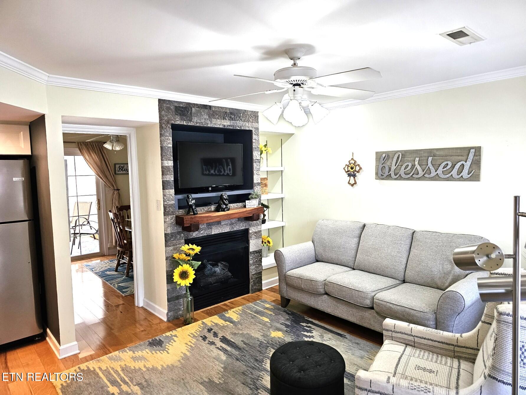 523 Orchard Valley Way Sevierville TN 37862