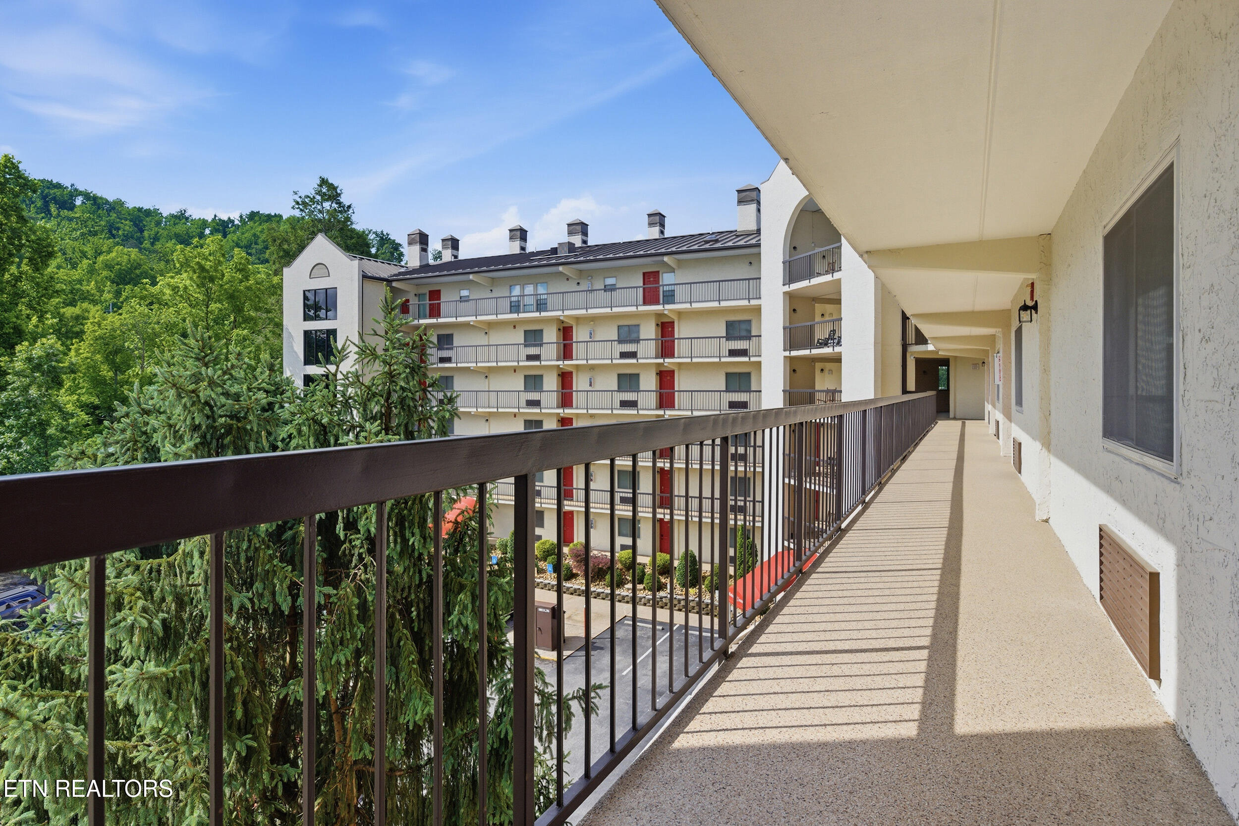 102 Baskins Creek Bypass Gatlinburg TN 37738