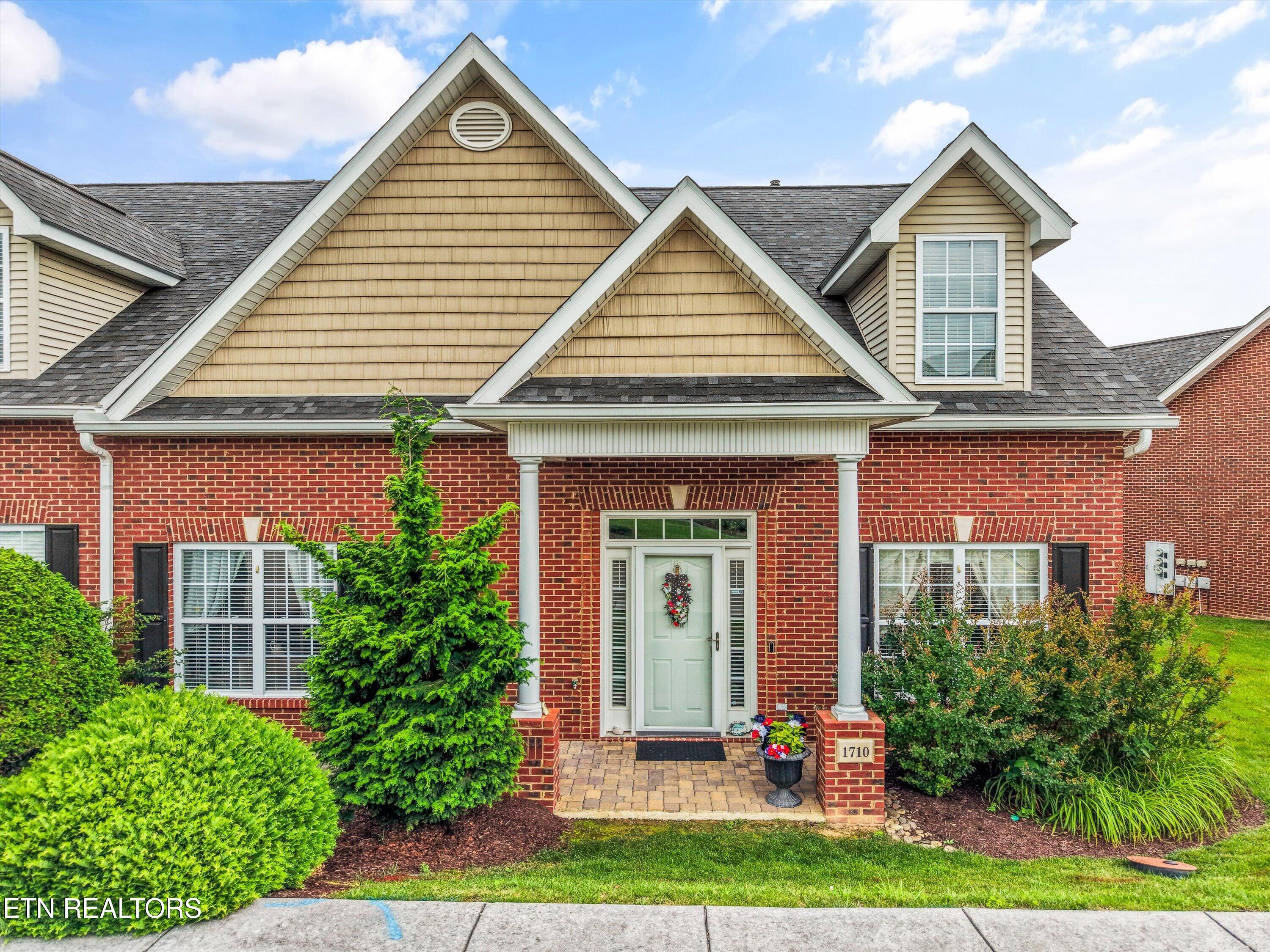 1710 Wisteria View Way Knoxville TN 37914