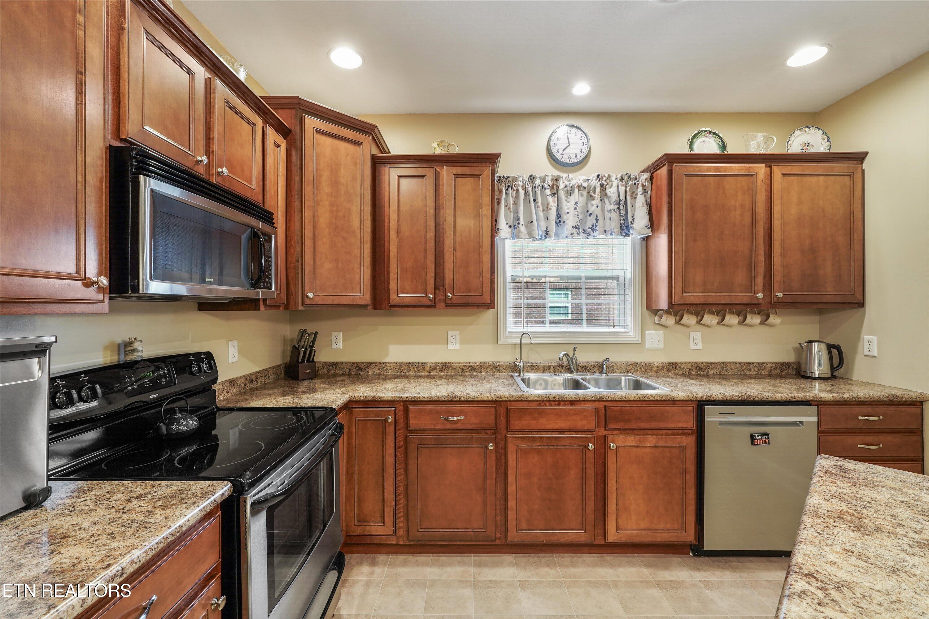 1710 Wisteria View Way Knoxville TN 37914