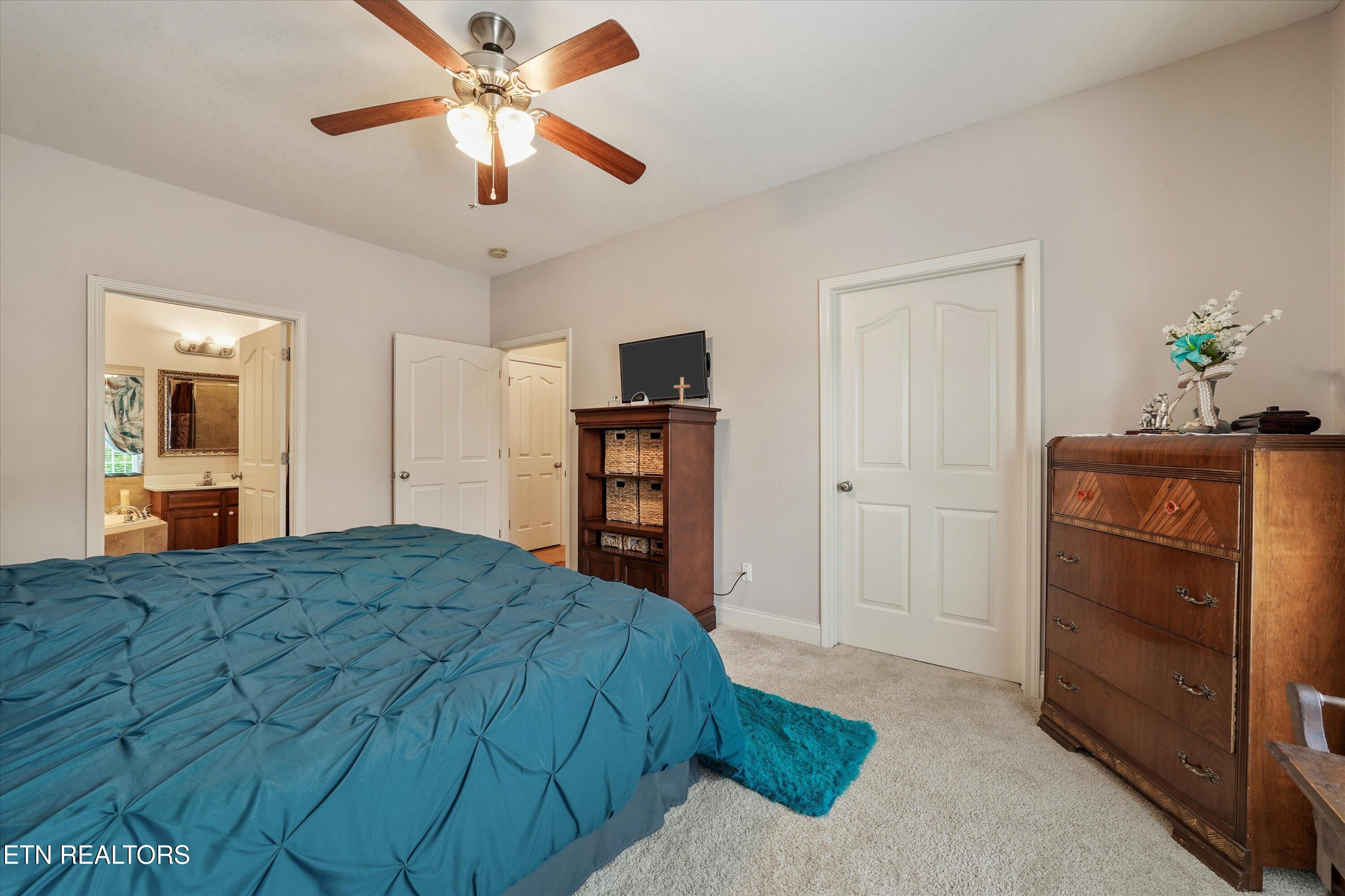 1710 Wisteria View Way Knoxville TN 37914