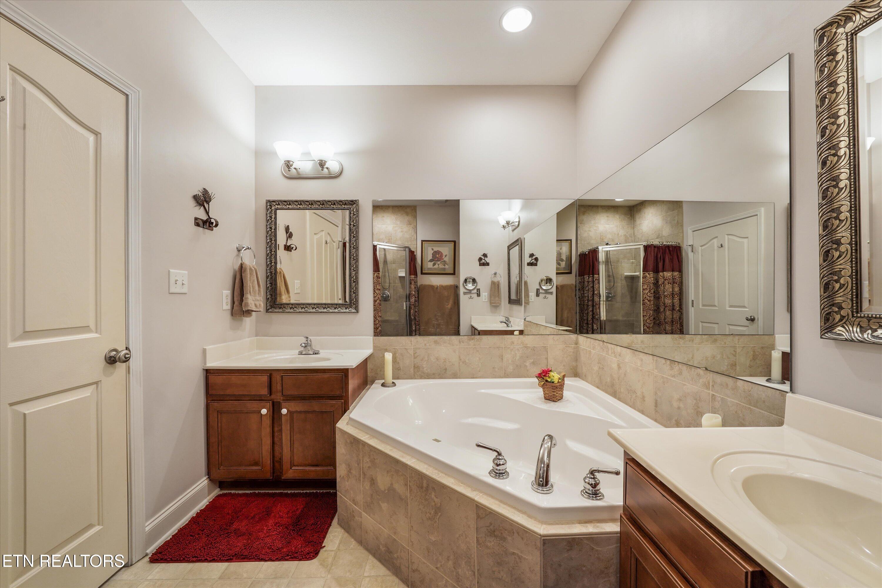 1710 Wisteria View Way Knoxville TN 37914
