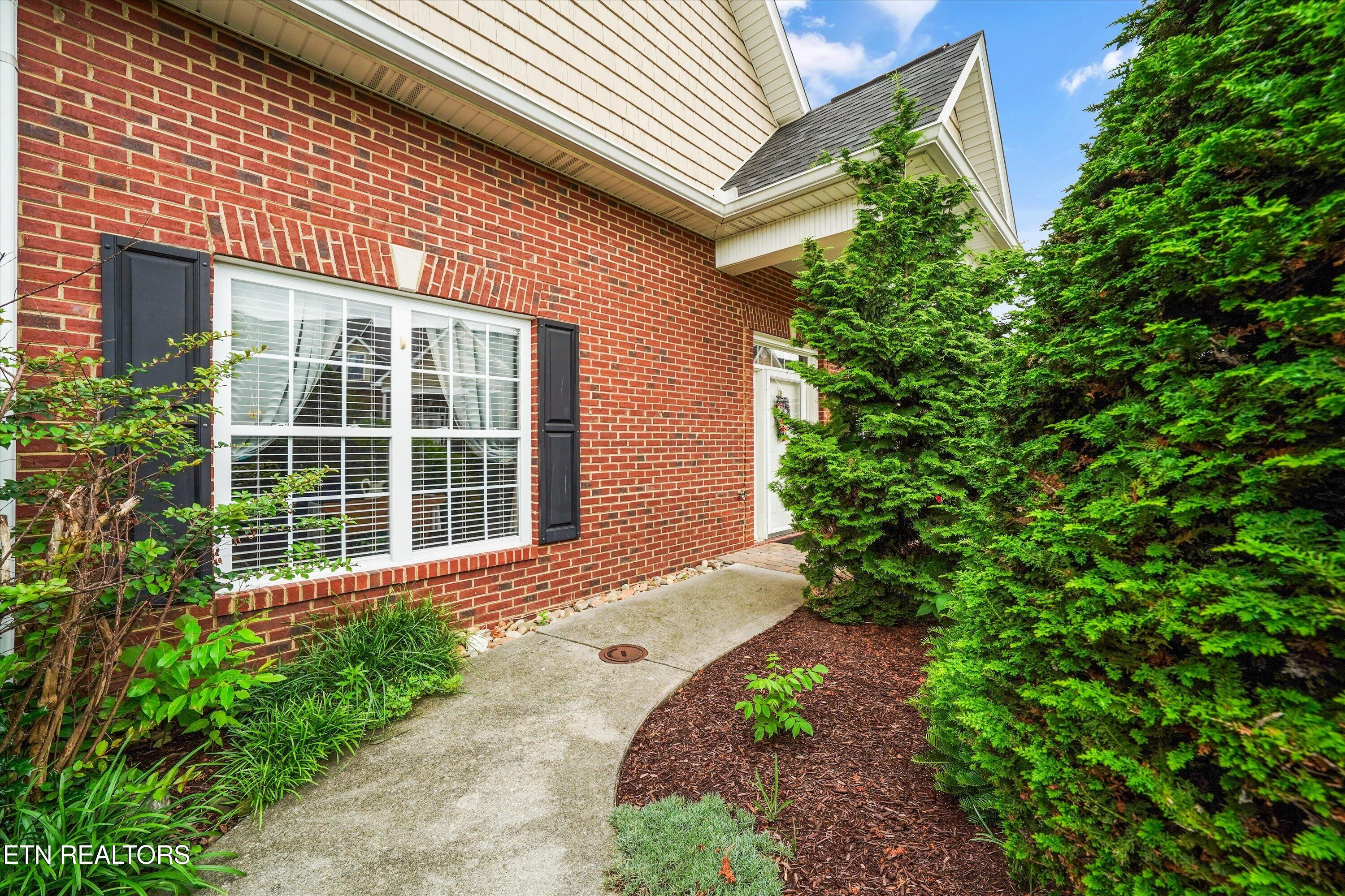 1710 Wisteria View Way Knoxville TN 37914