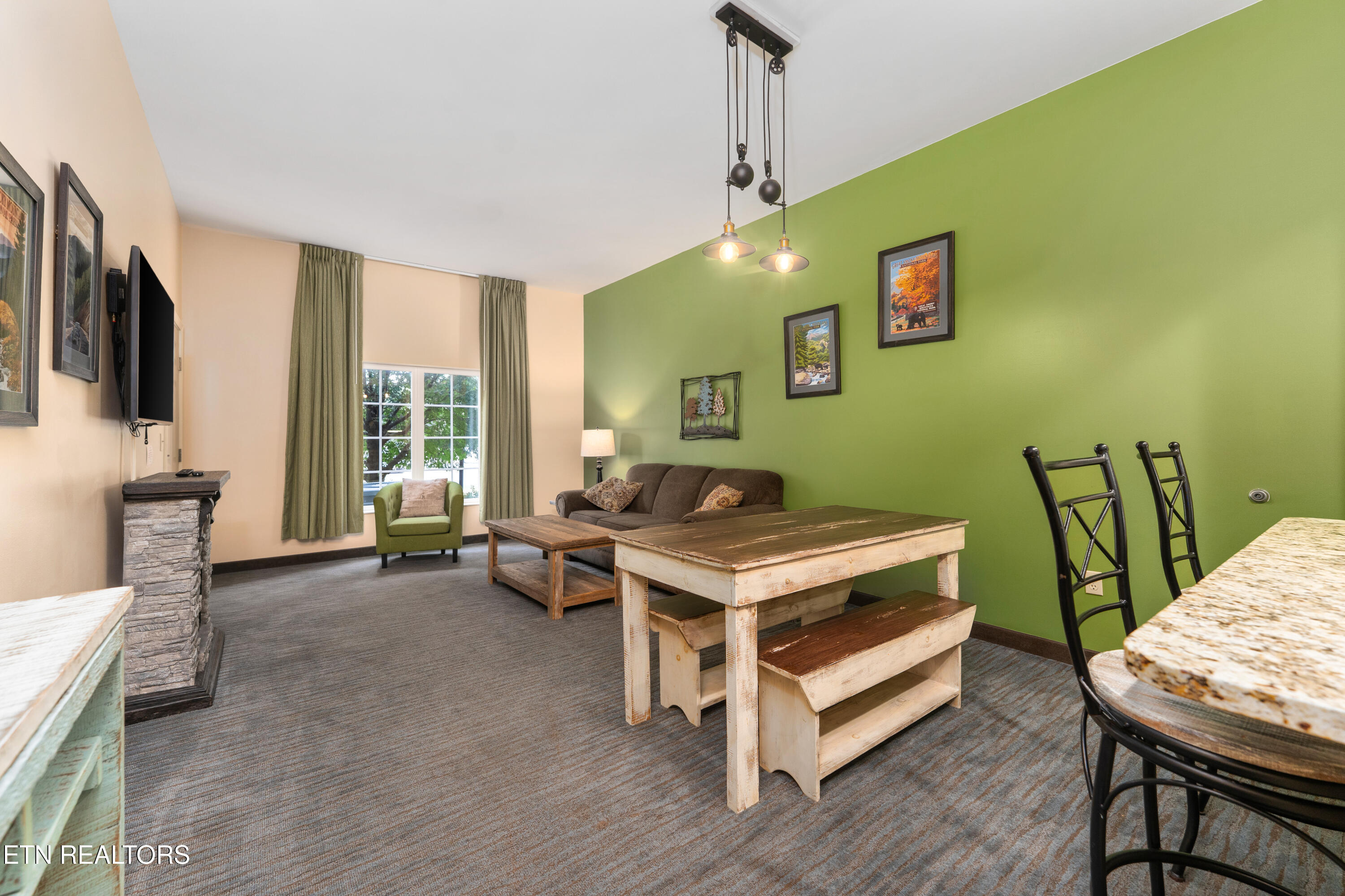 225 Collier Drive Sevierville TN 37862