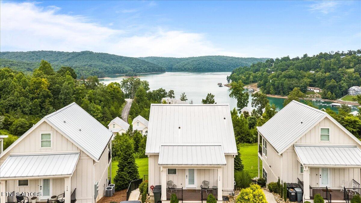 114 E Harbor View Lane Lafollette TN 37766