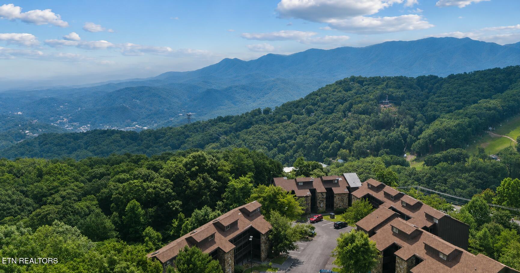 1380 Ski View Drive Gatlinburg TN 37738