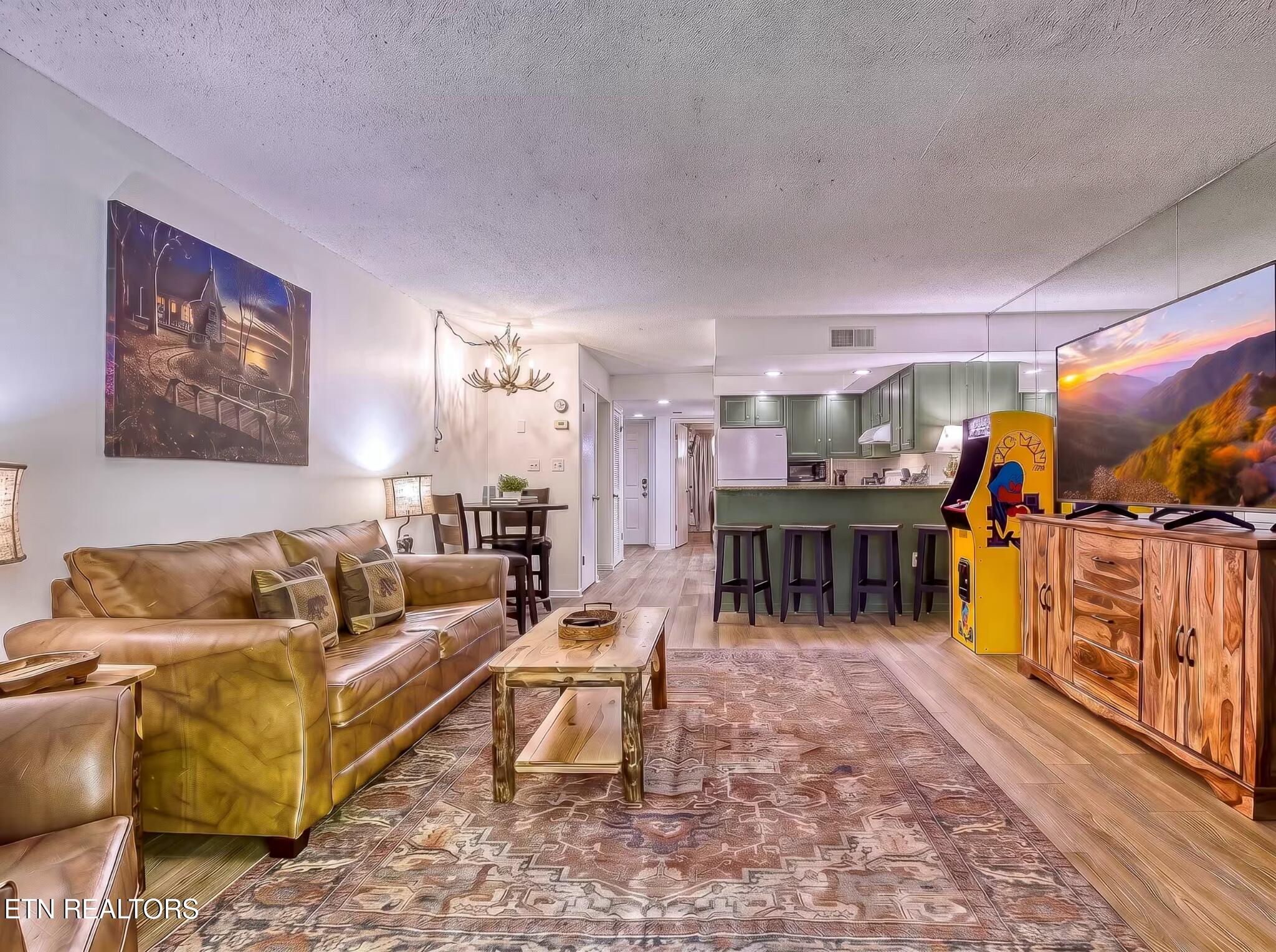 1435 Wiley Oakley Drive Gatlinburg TN 37738