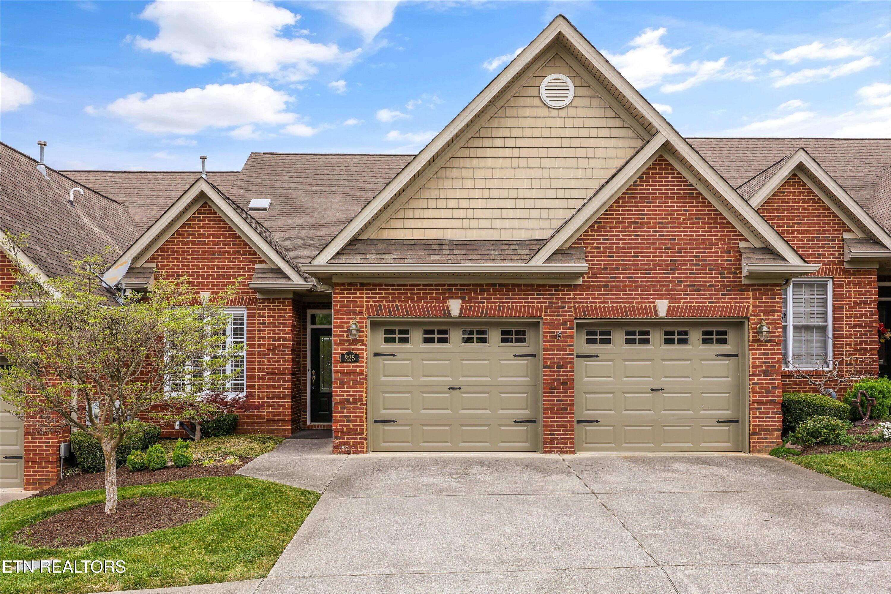 225 Waterford Circle Lenoir City TN 37772