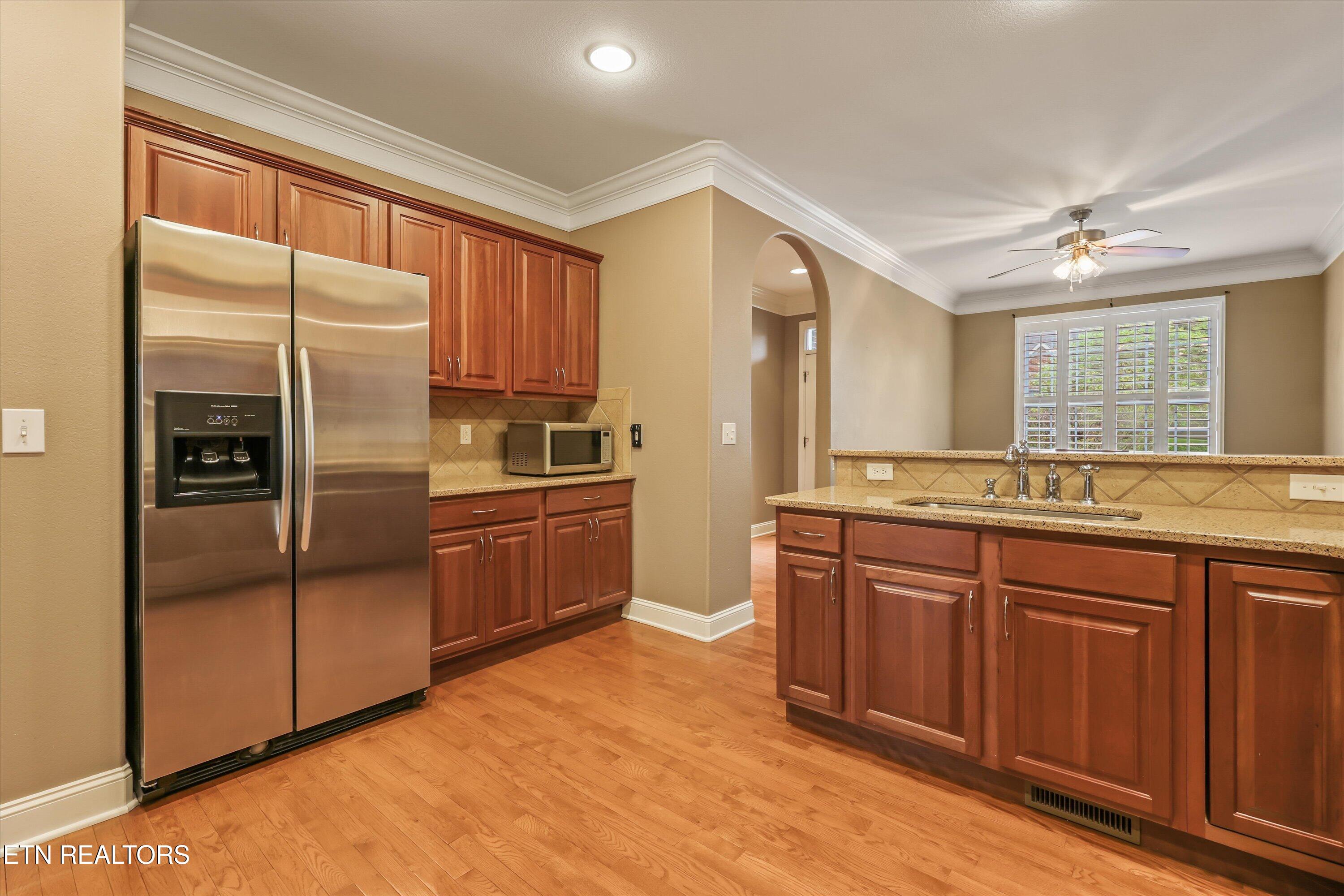 225 Waterford Circle Lenoir City TN 37772