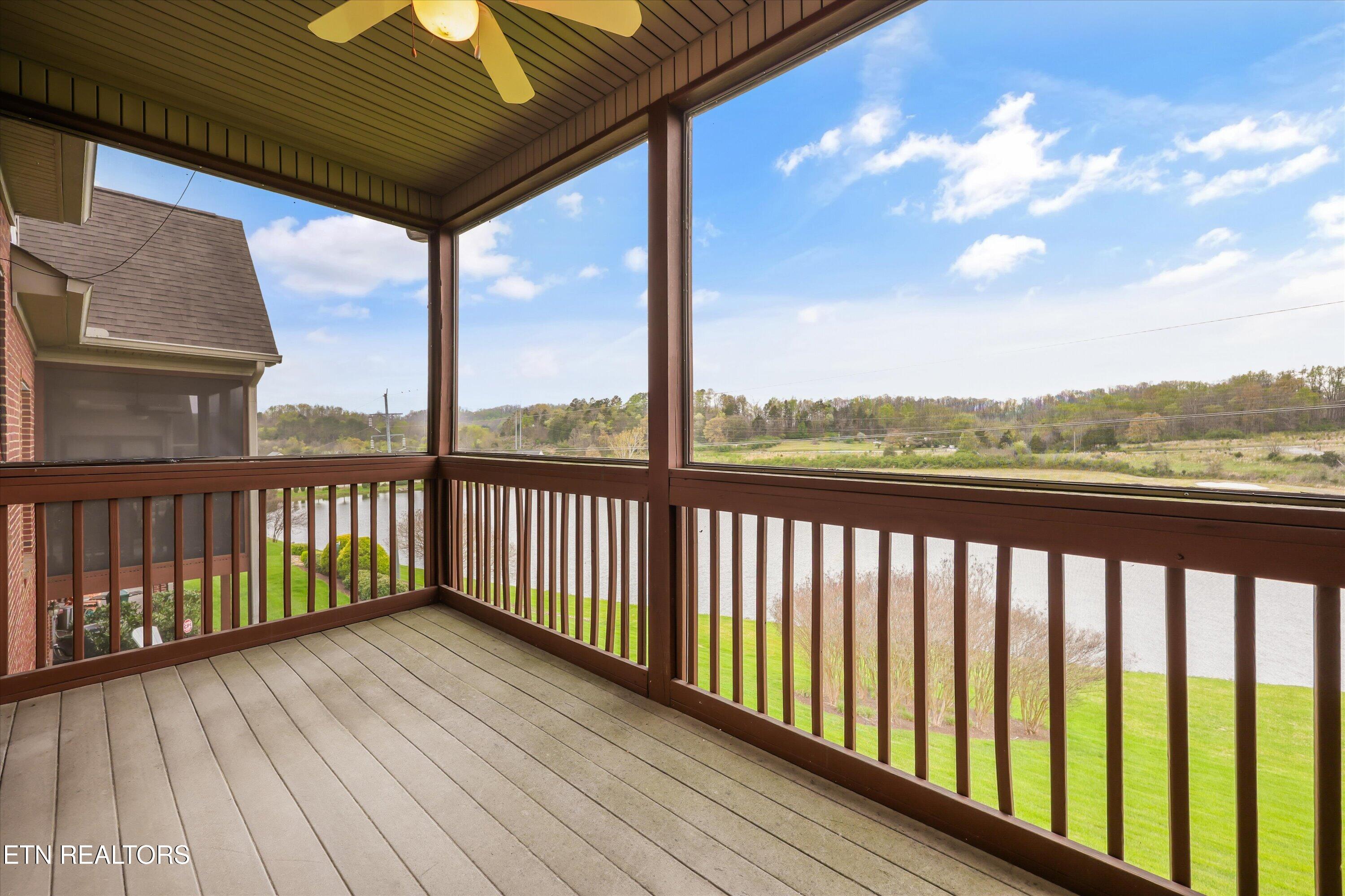 225 Waterford Circle Lenoir City TN 37772