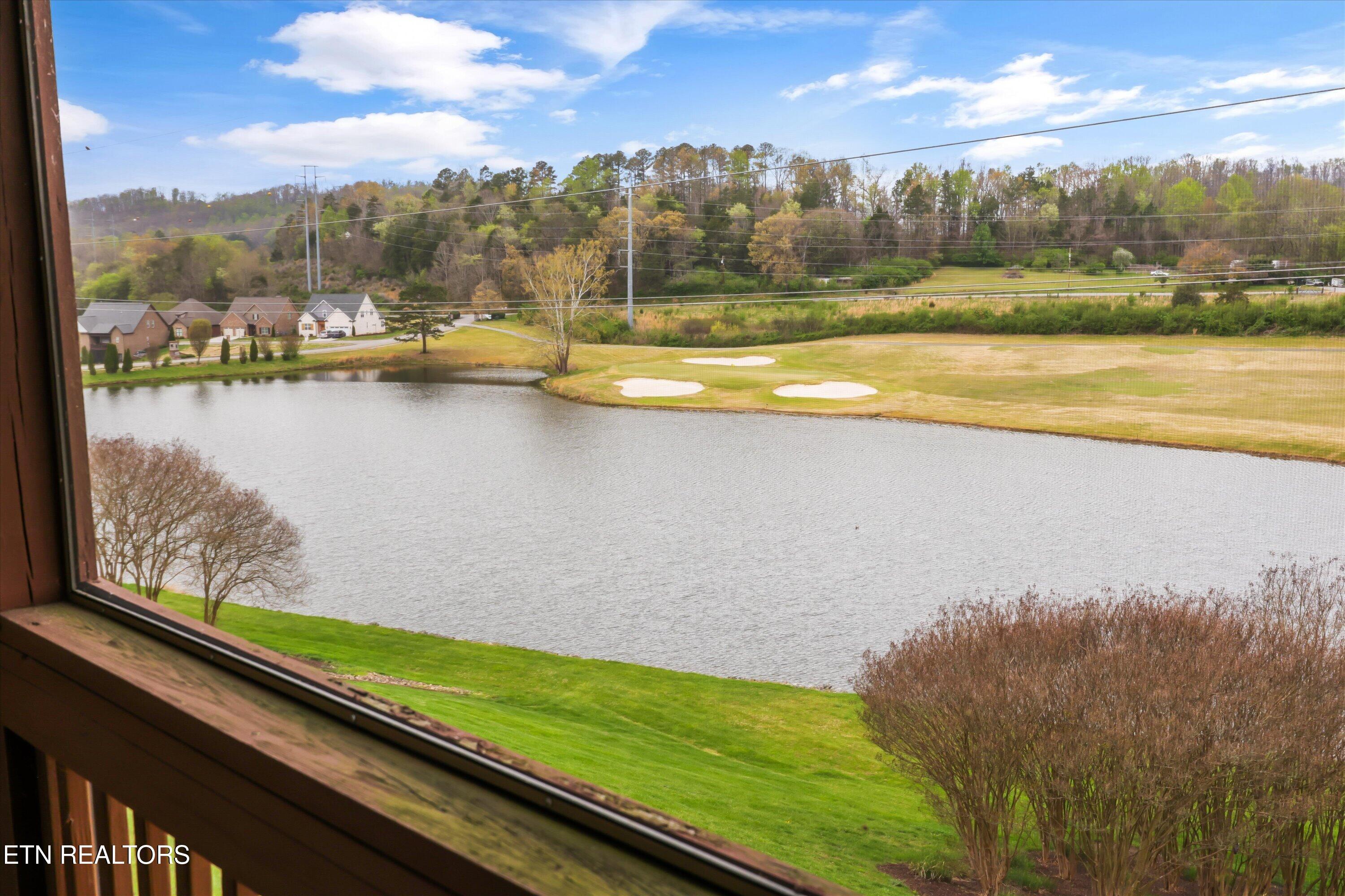 225 Waterford Circle Lenoir City TN 37772