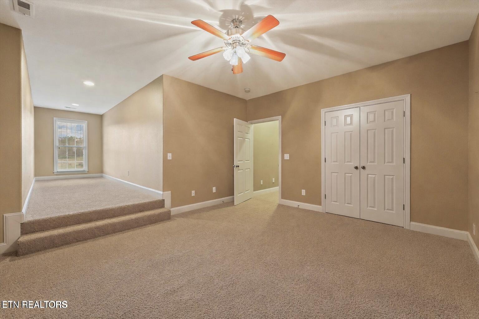 225 Waterford Circle Lenoir City TN 37772