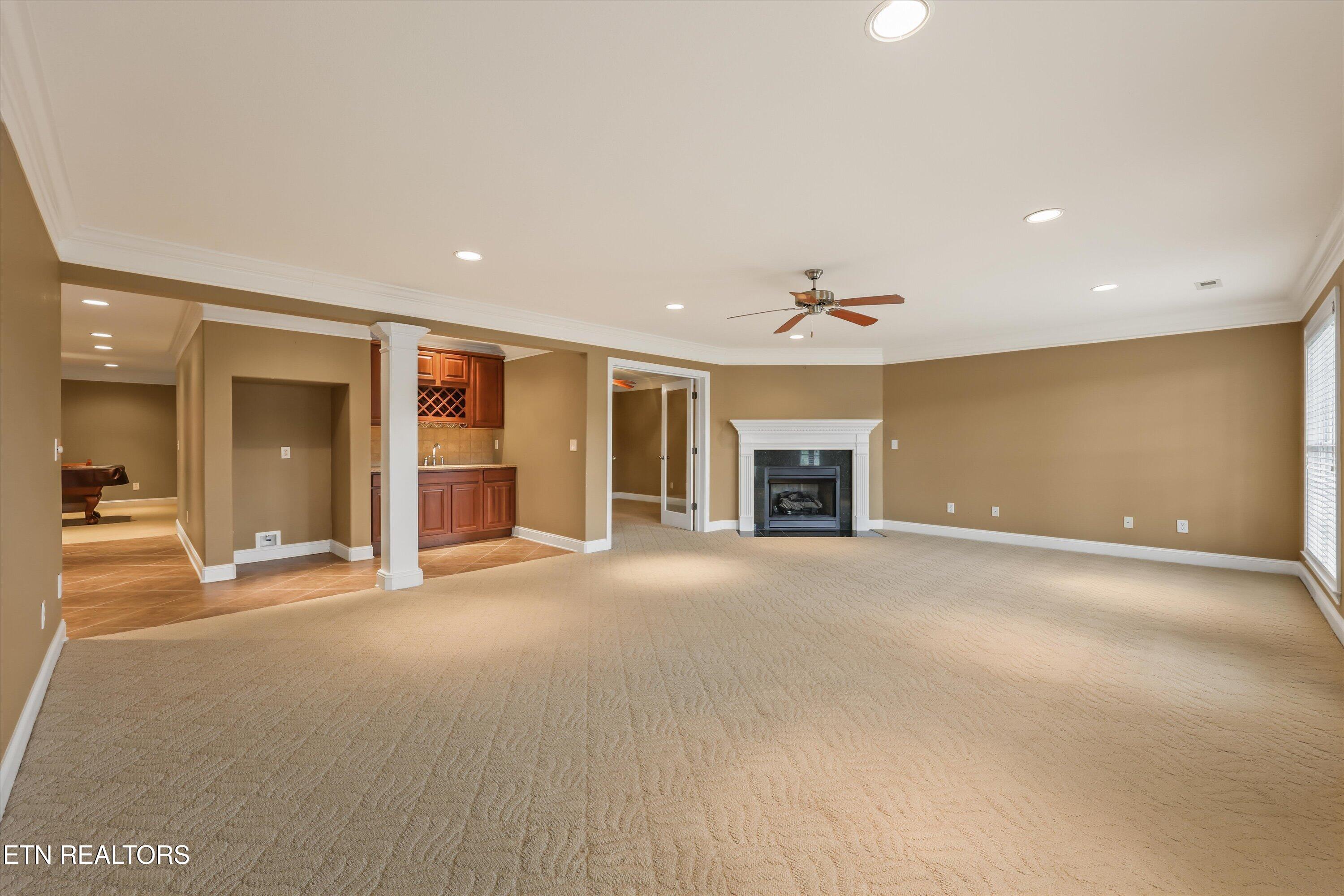 225 Waterford Circle Lenoir City TN 37772