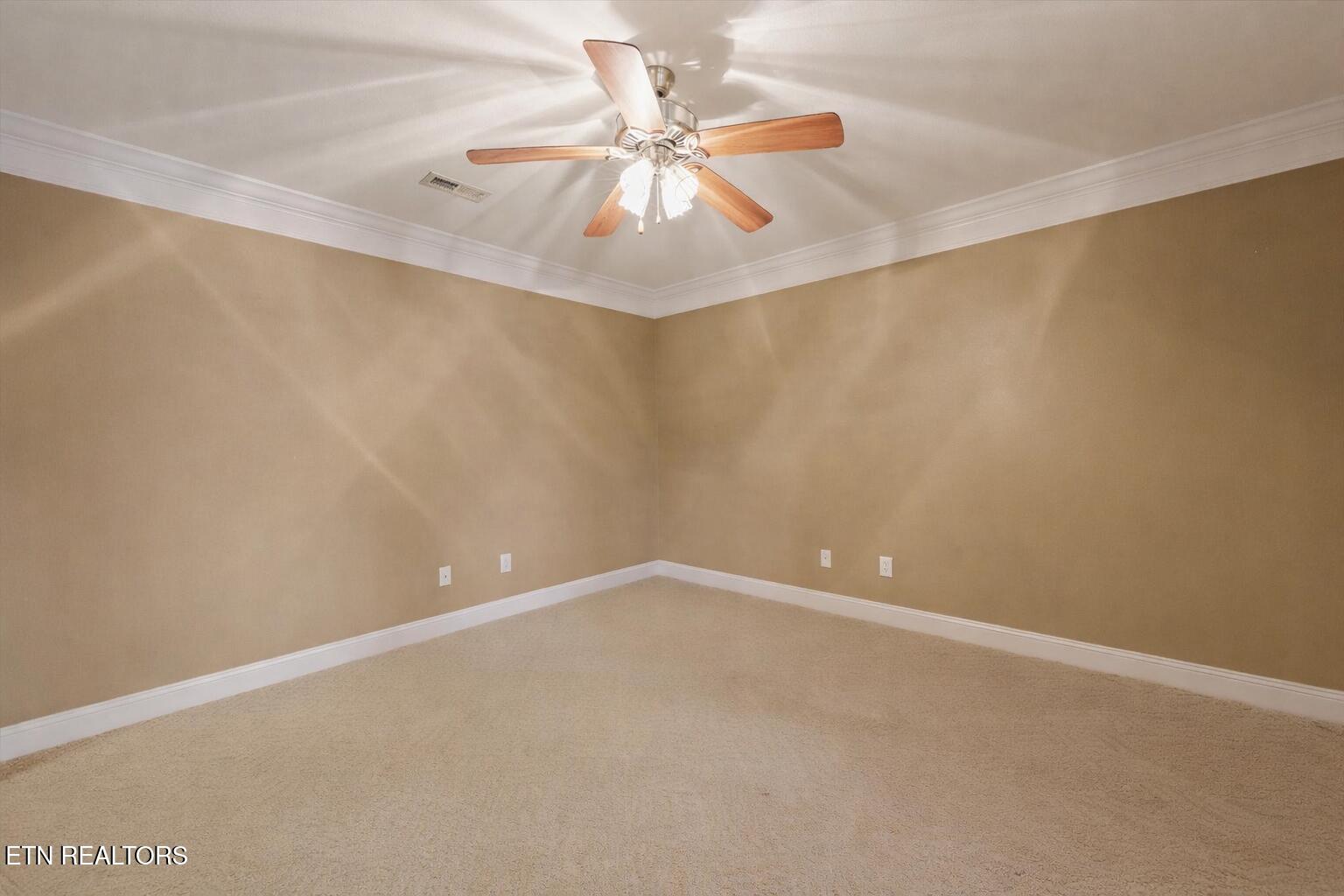 225 Waterford Circle Lenoir City TN 37772