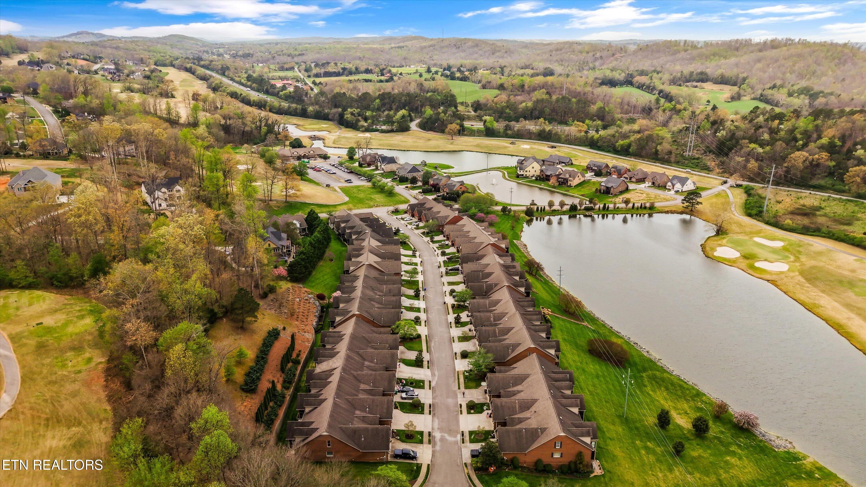 225 Waterford Circle Lenoir City TN 37772