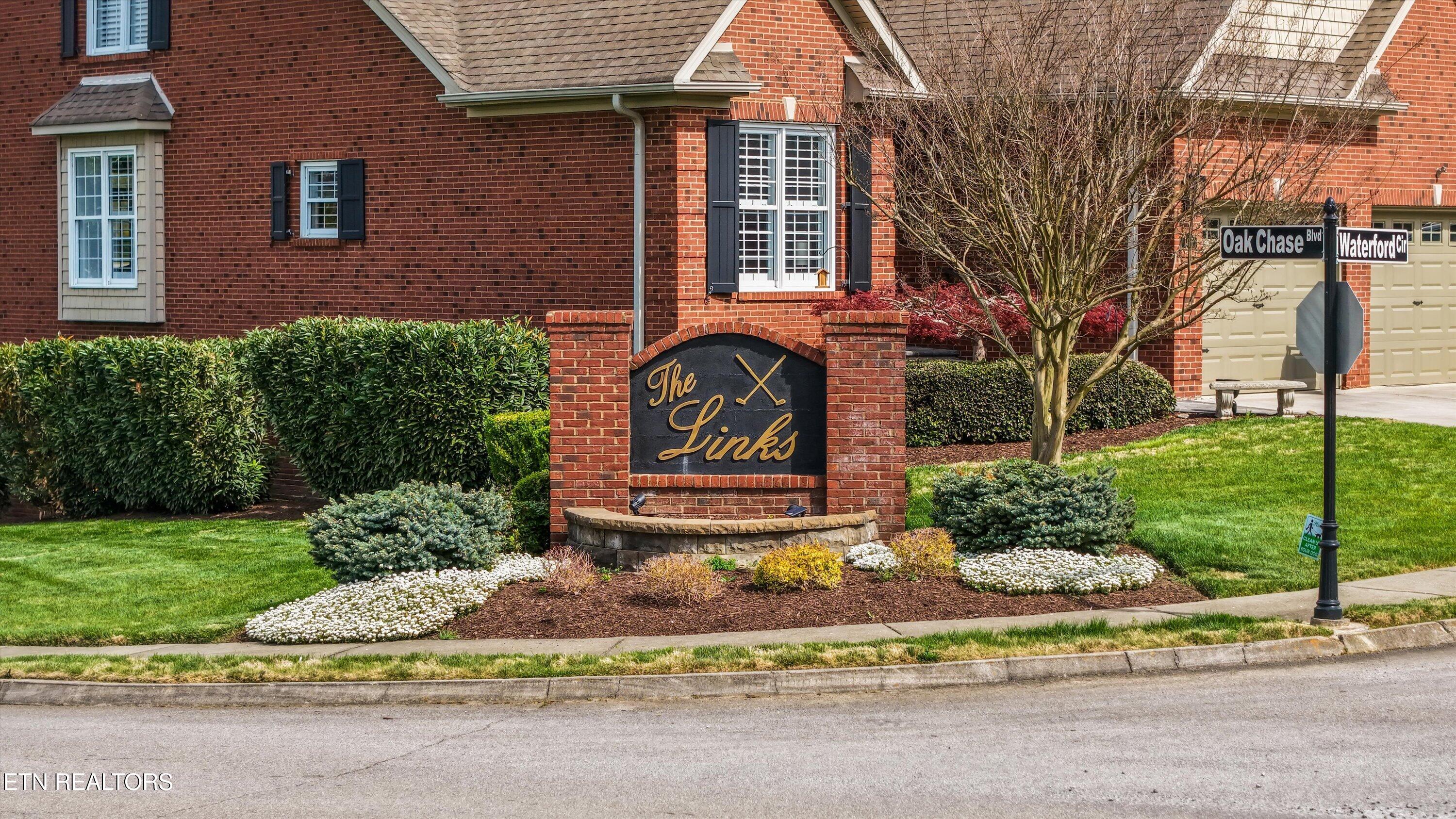 225 Waterford Circle Lenoir City TN 37772