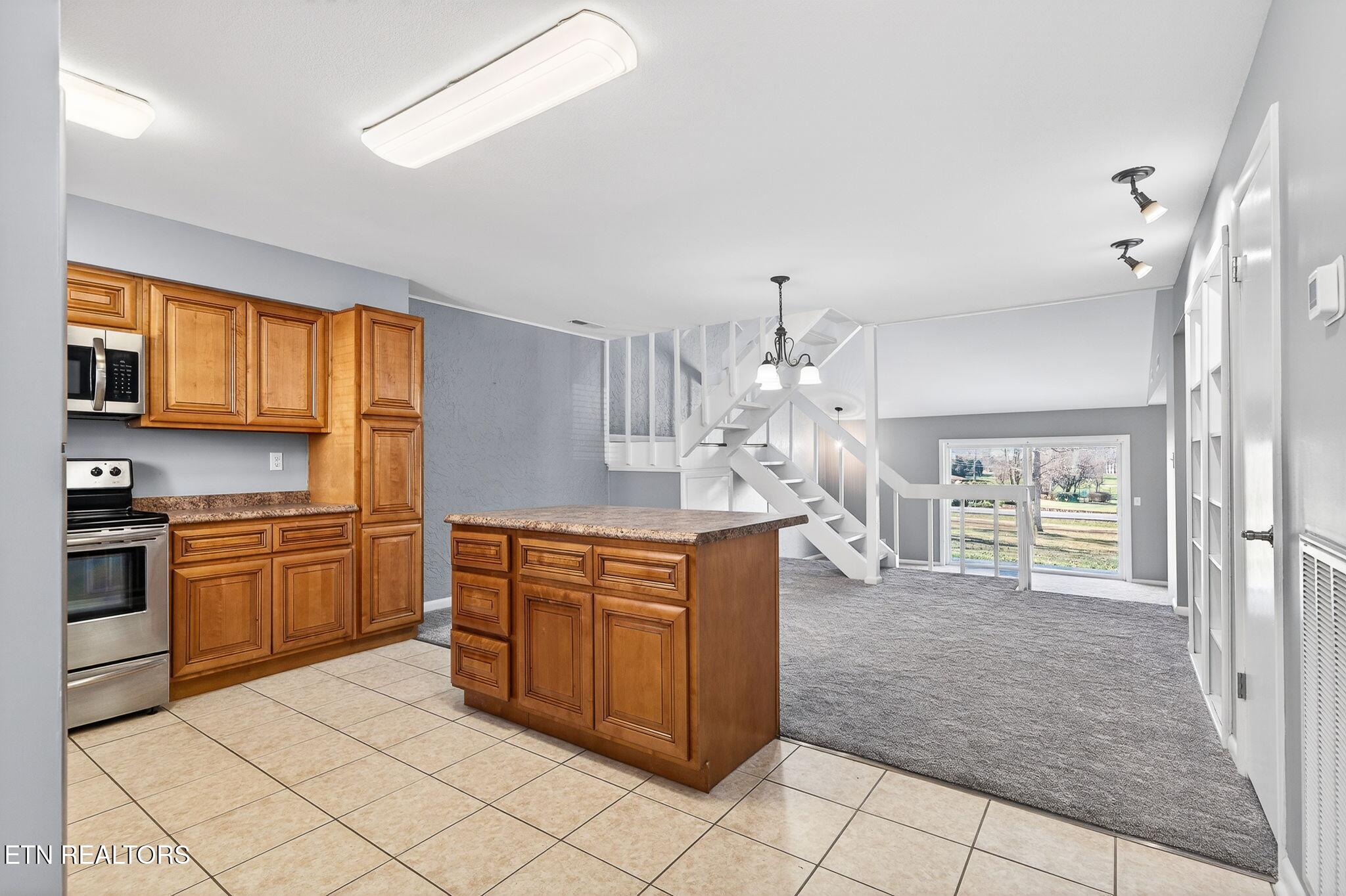 7000 Big Horn Drive Crossville TN 38572