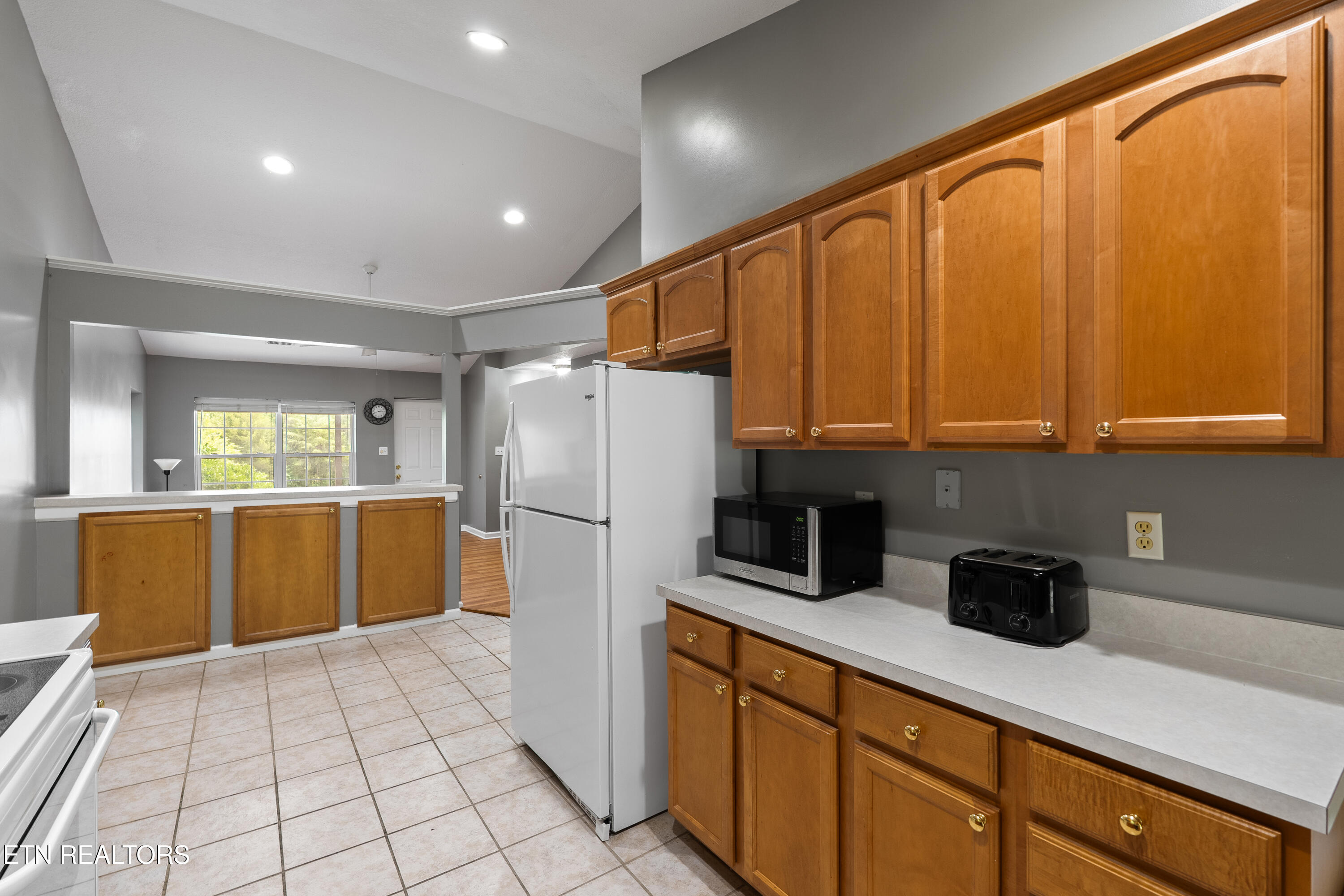 80 Pear Tree Lane Loudon TN 37774