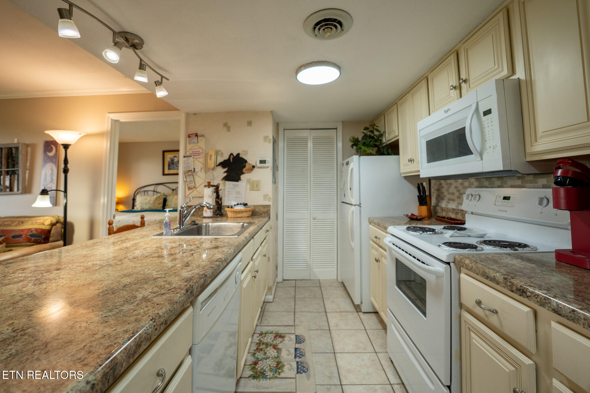 1380 Ski View Drive Gatlinburg TN 37738