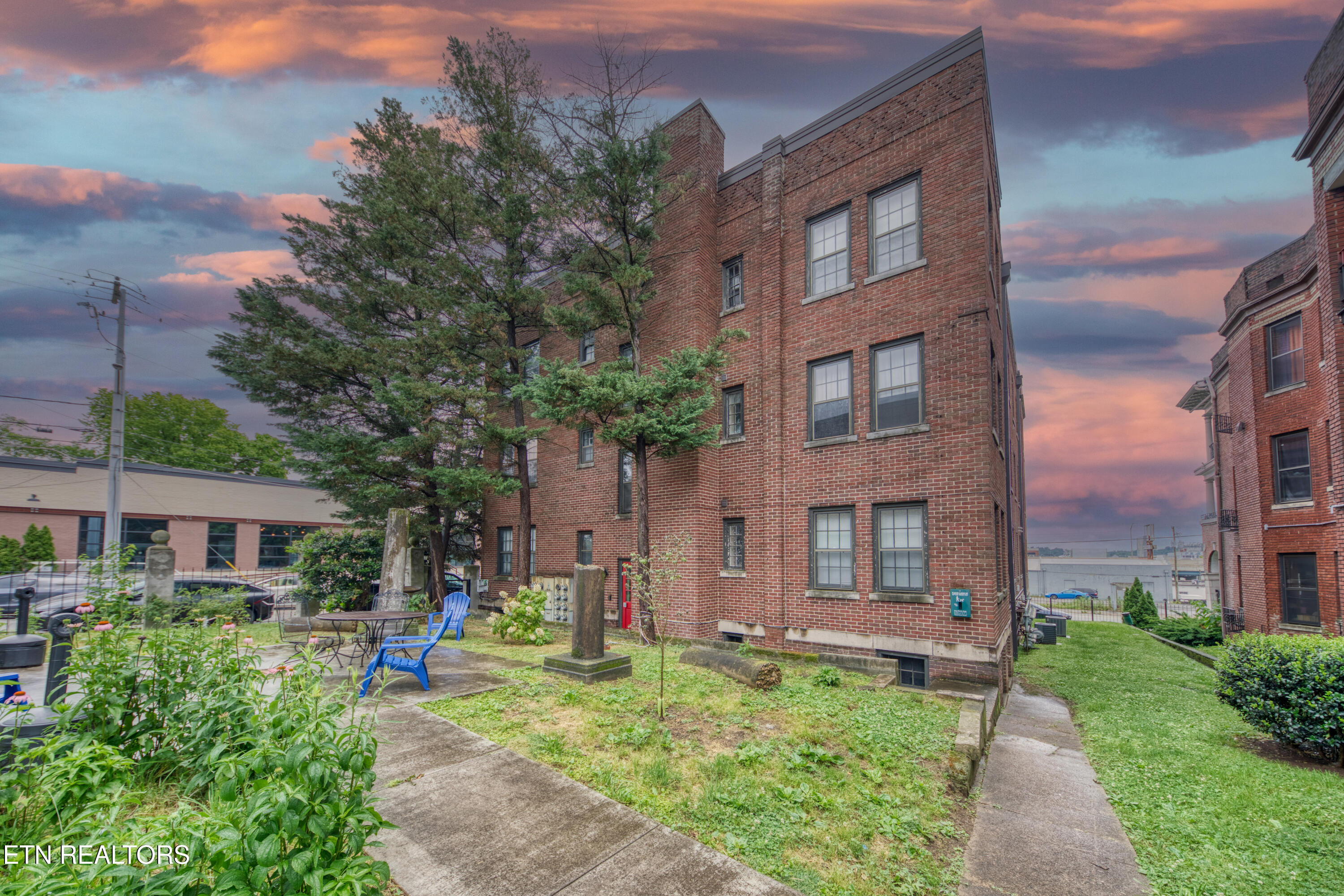 201 W 5th Avenue Knoxville TN 37917