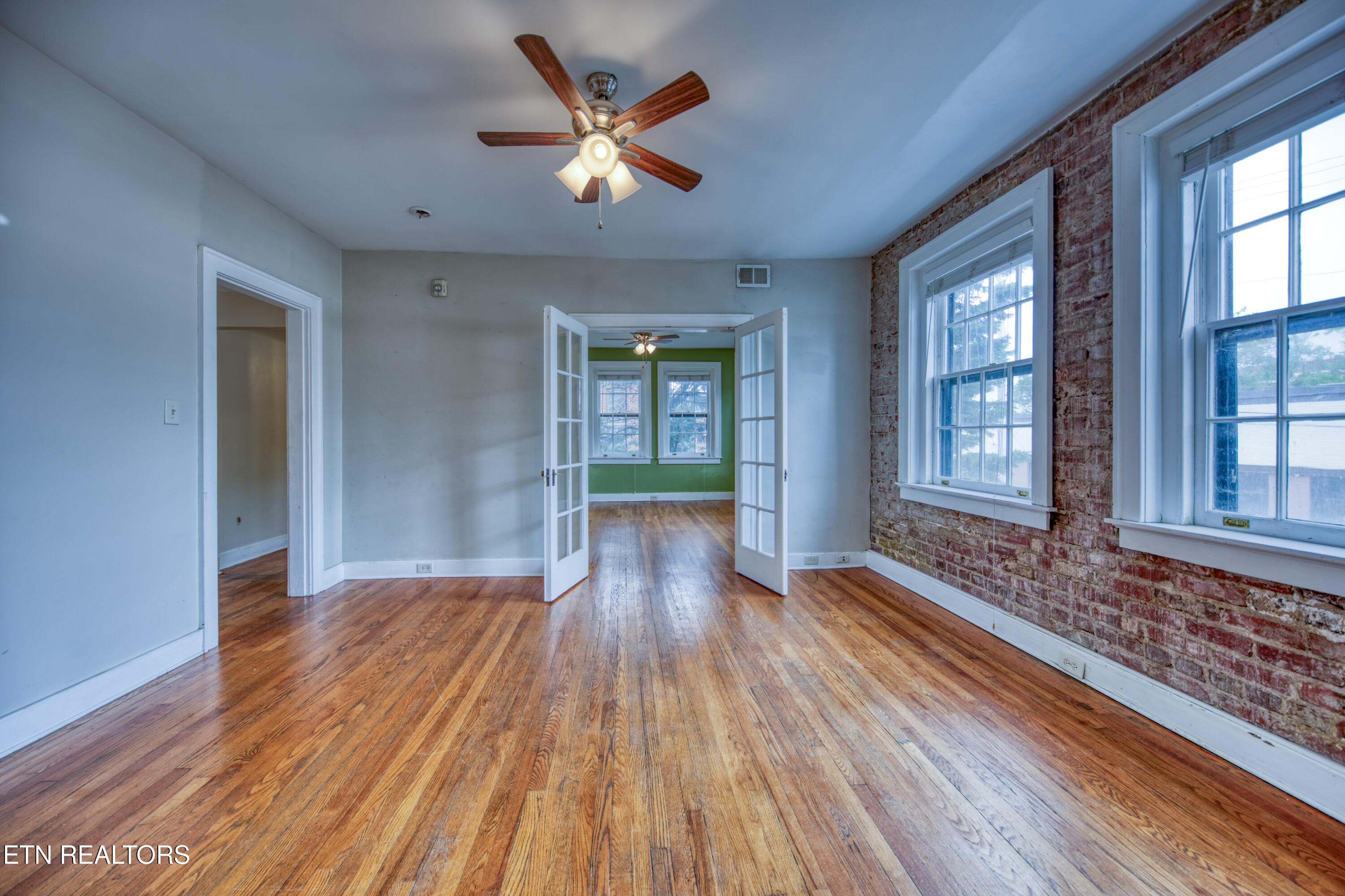 201 W 5th Avenue Knoxville TN 37917