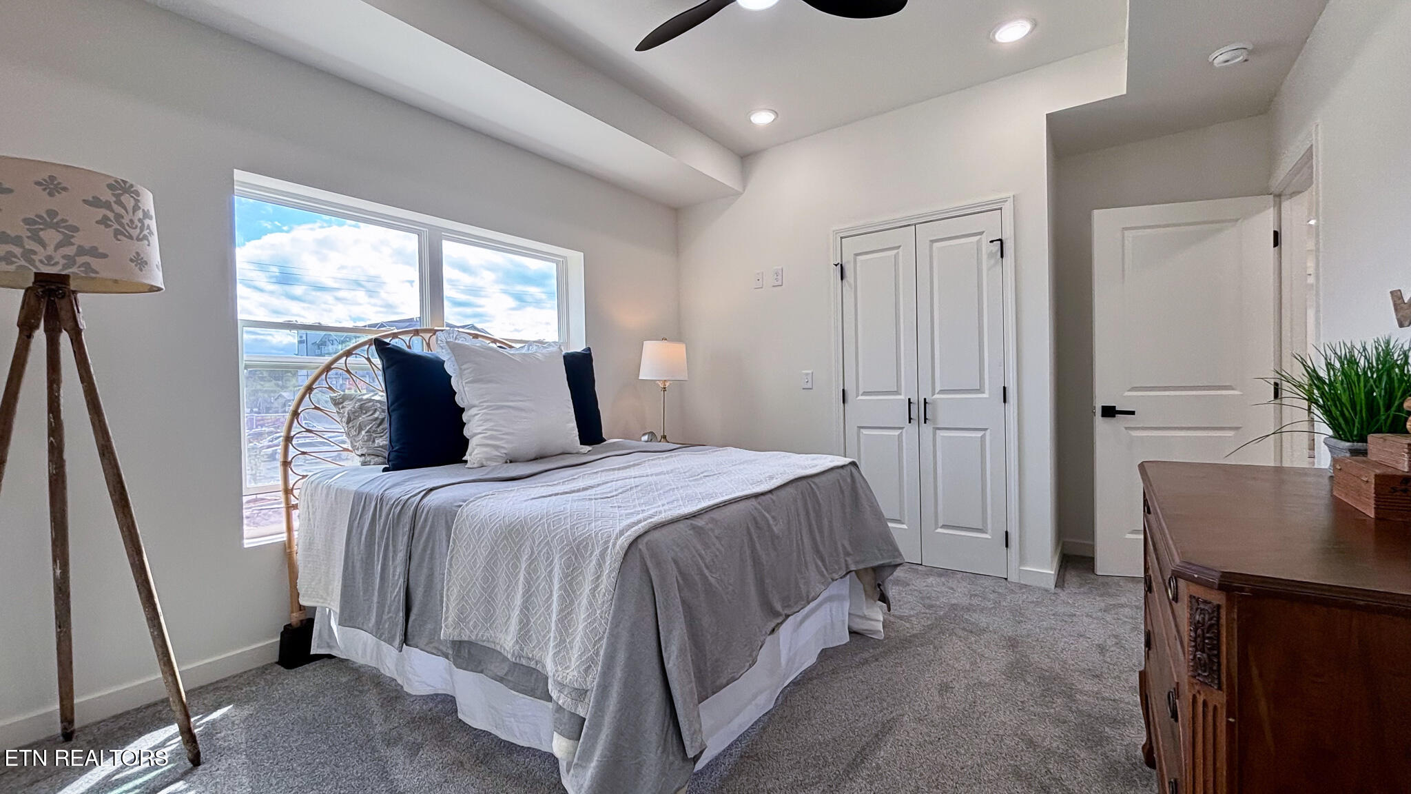 129 Sugarfoot Way Pigeon Forge TN 37863