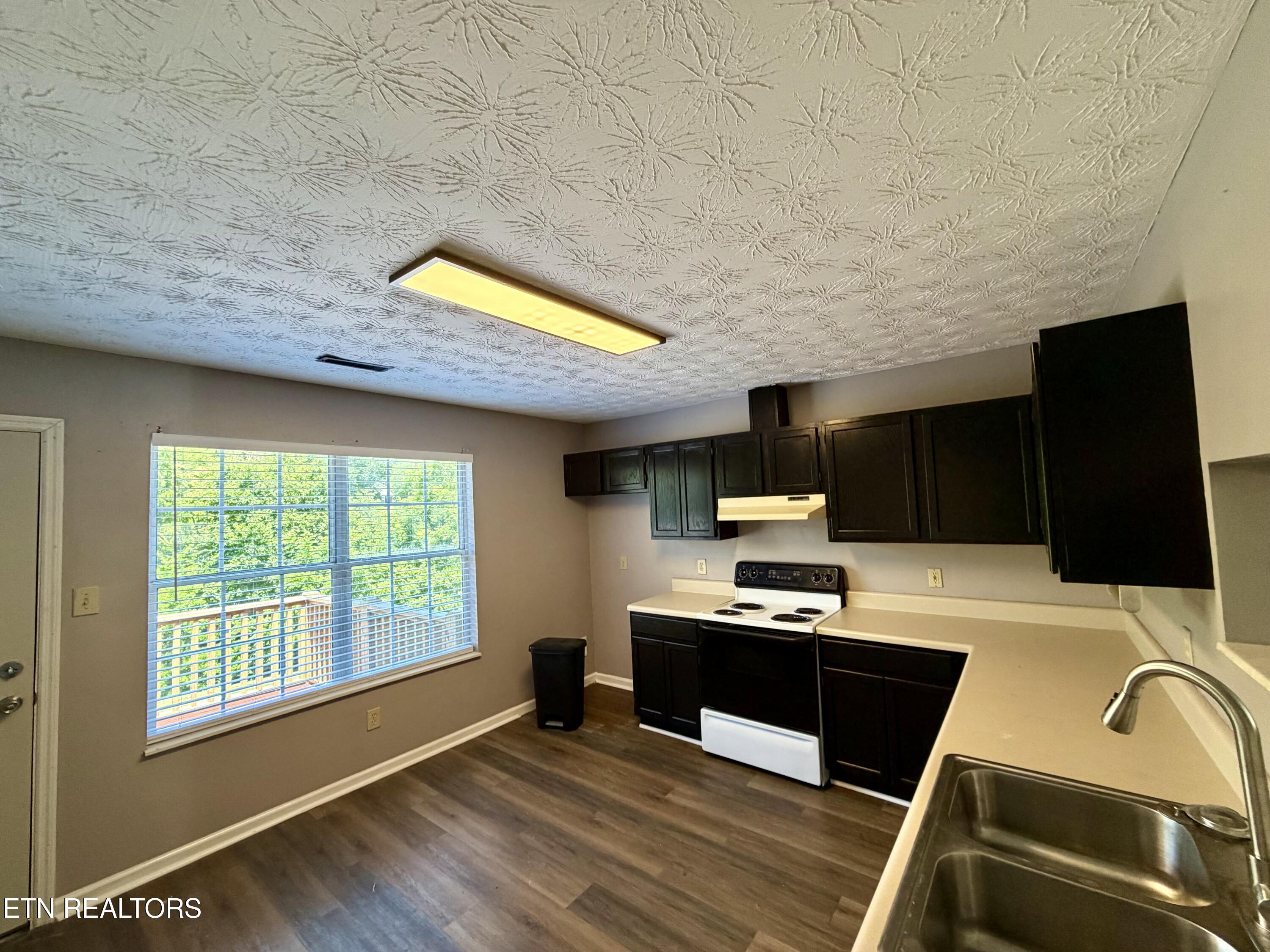 7809 Stone Garden Way Powell TN 37849