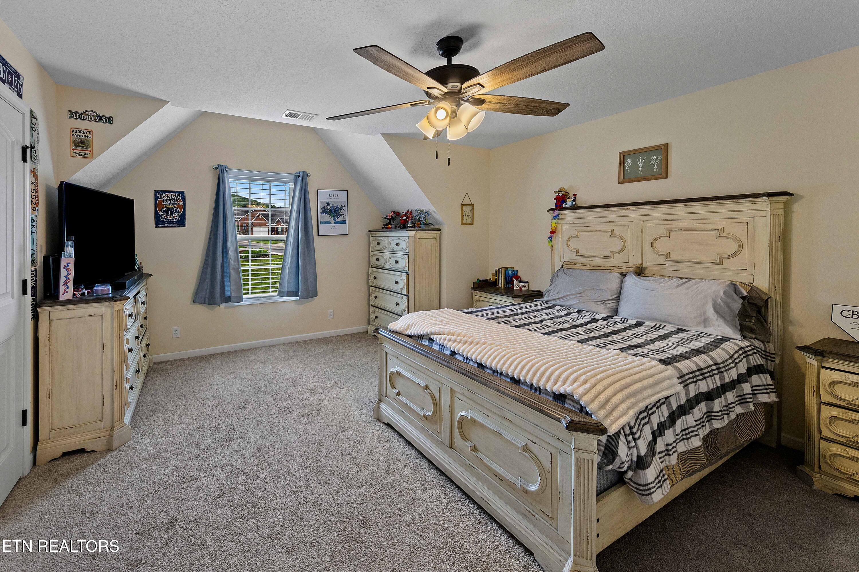 8207 Tumbled Stone Way Knoxville TN 37931