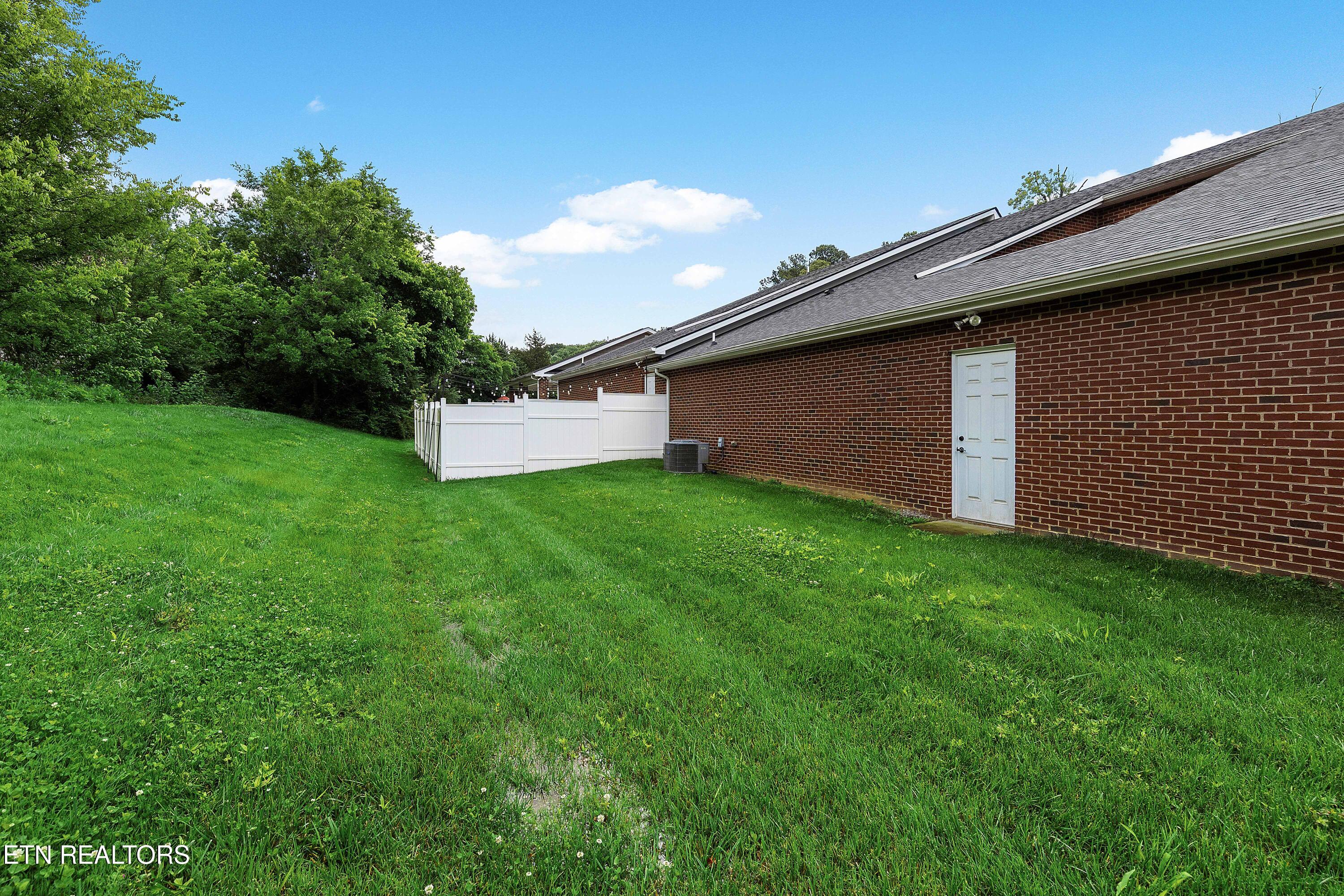 8207 Tumbled Stone Way Knoxville TN 37931