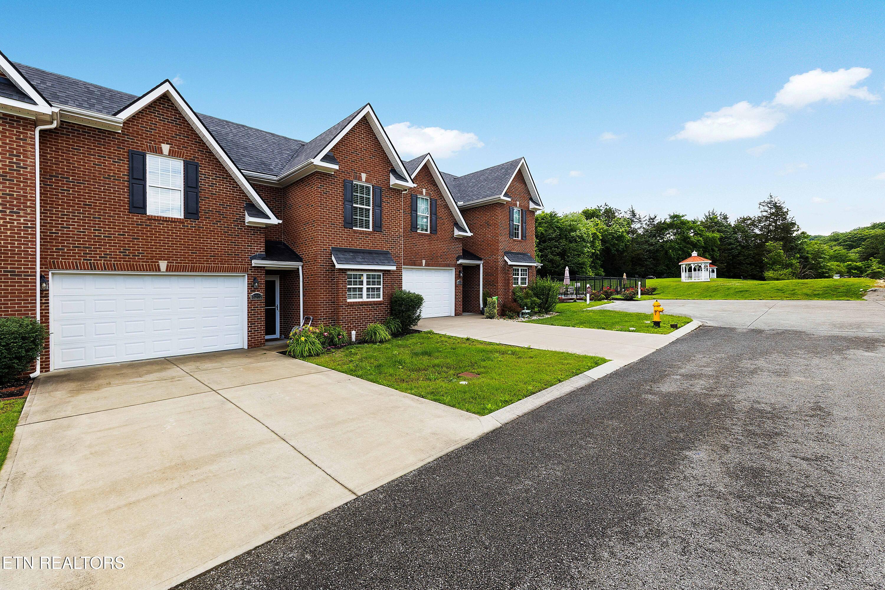 8207 Tumbled Stone Way Knoxville TN 37931