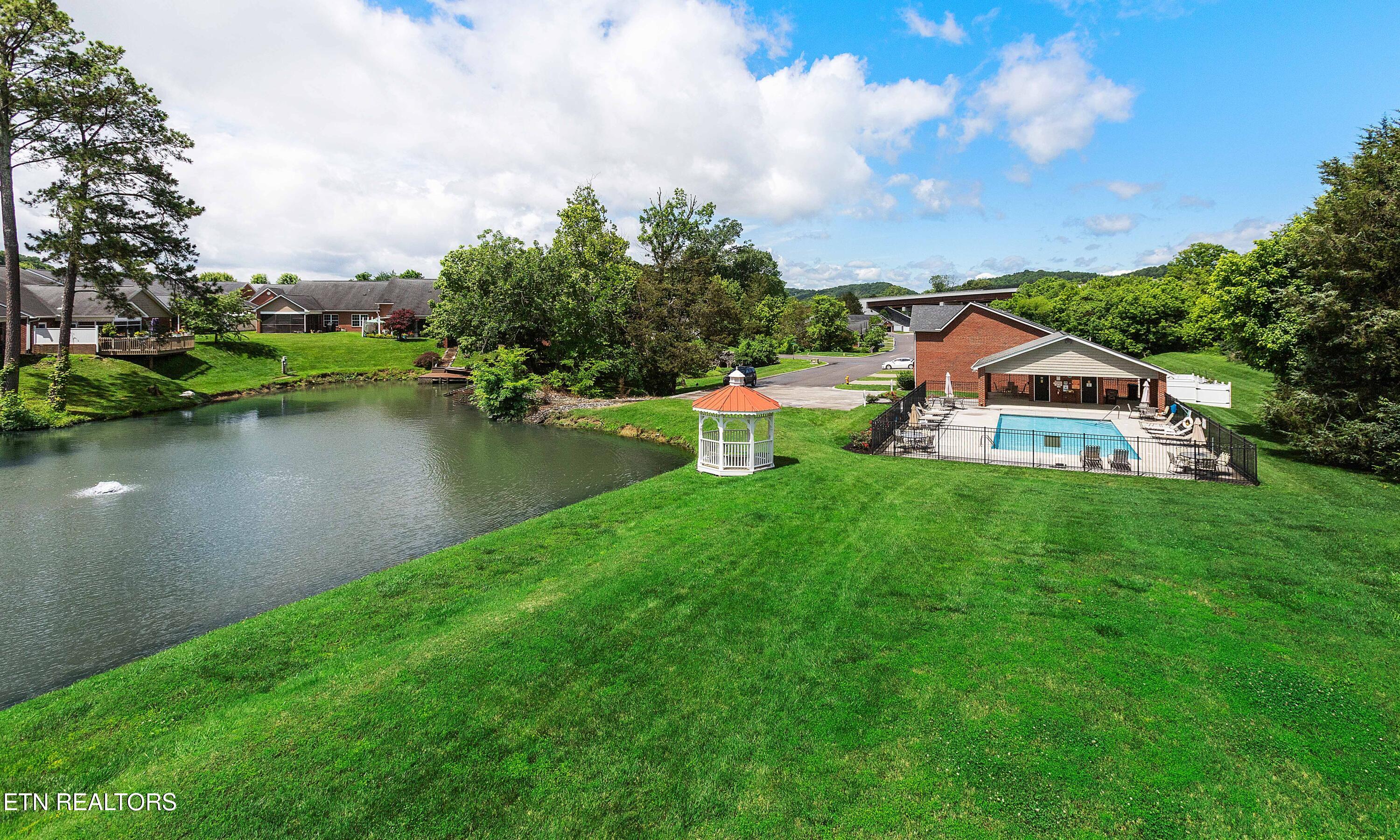 8207 Tumbled Stone Way Knoxville TN 37931