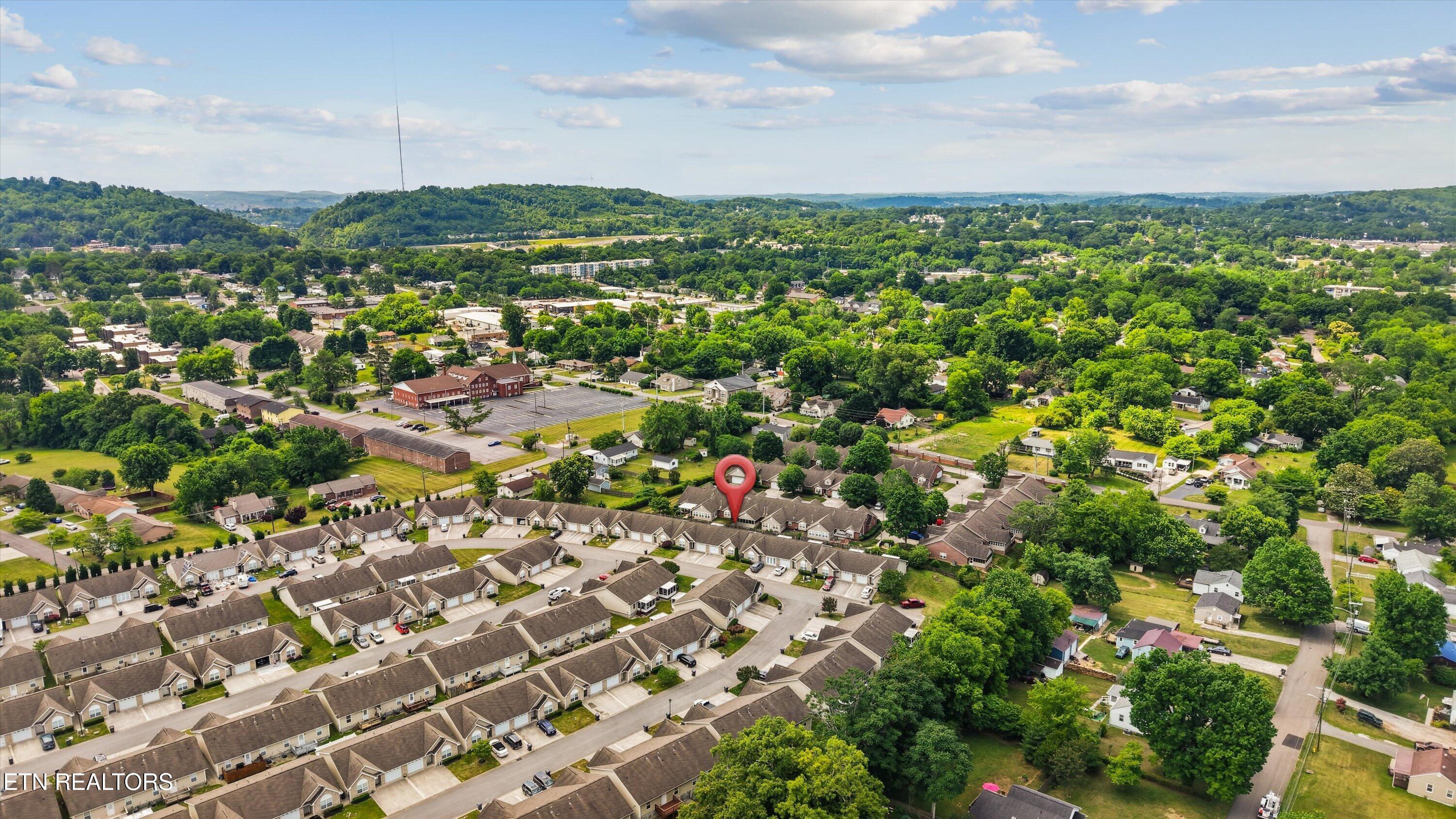 611 High Point Way Knoxville TN 37912