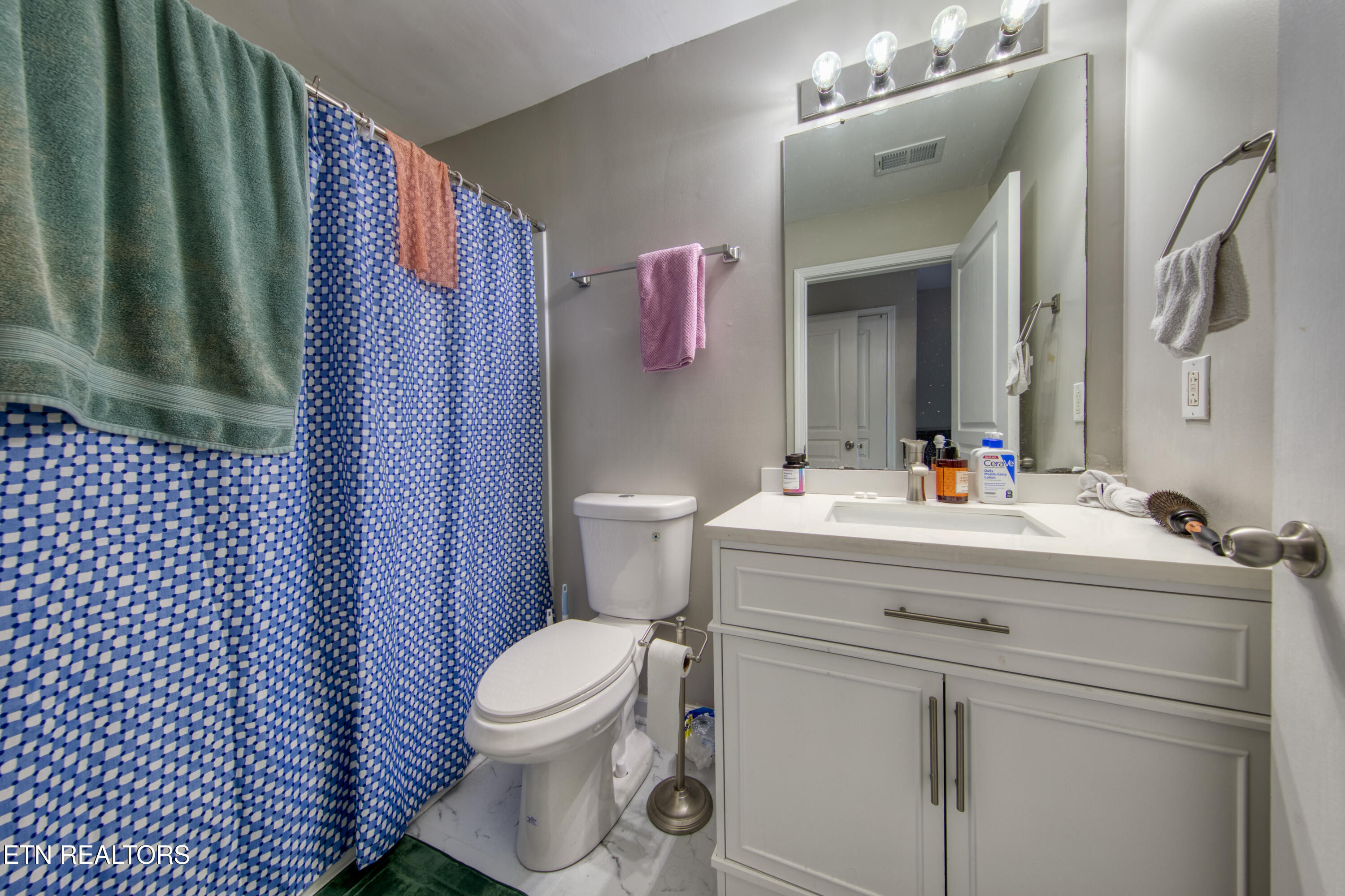 3934 Cherokee Woods Way Knoxville TN 37920