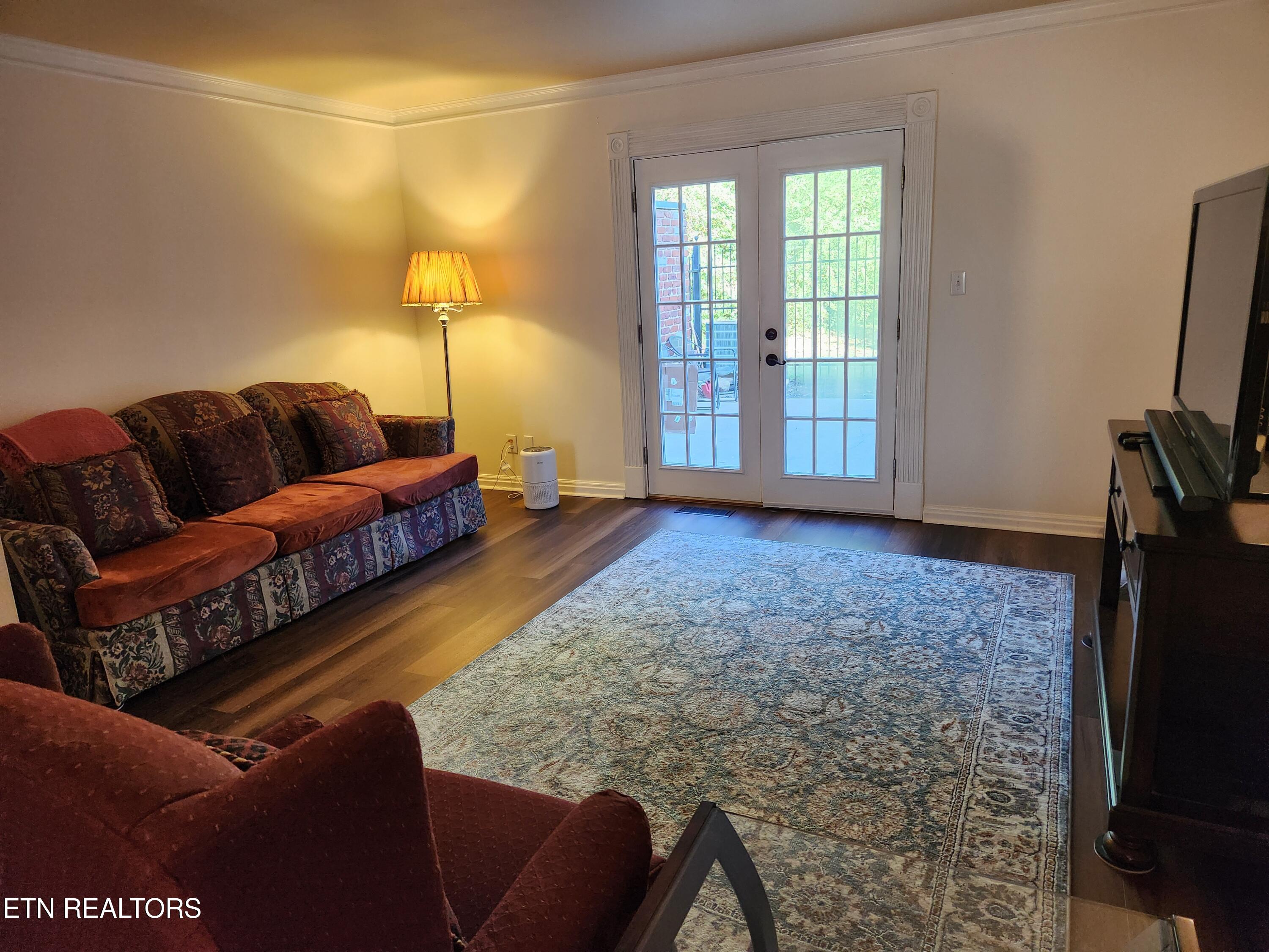7041 Traditional Drive Knoxville TN 37909