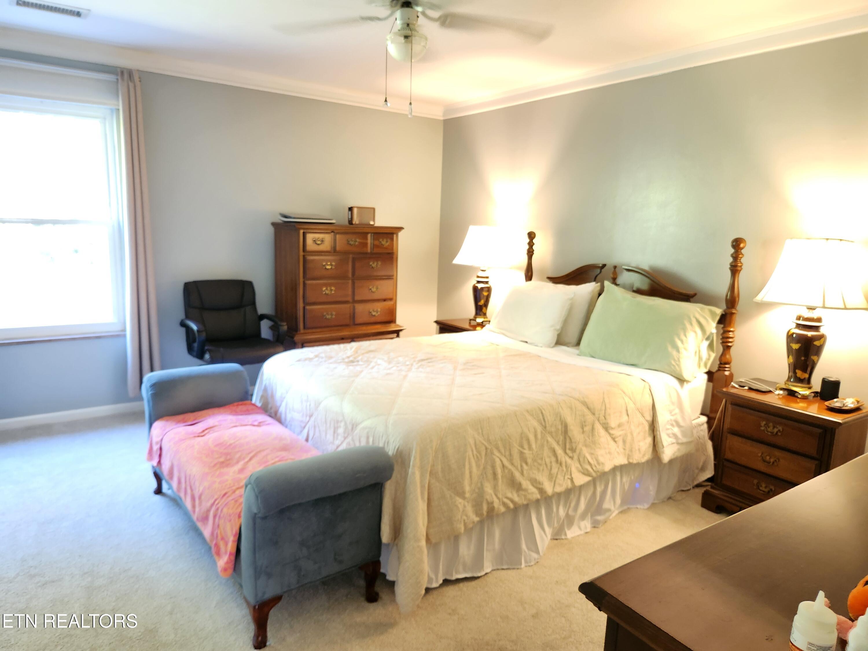 7041 Traditional Drive Knoxville TN 37909