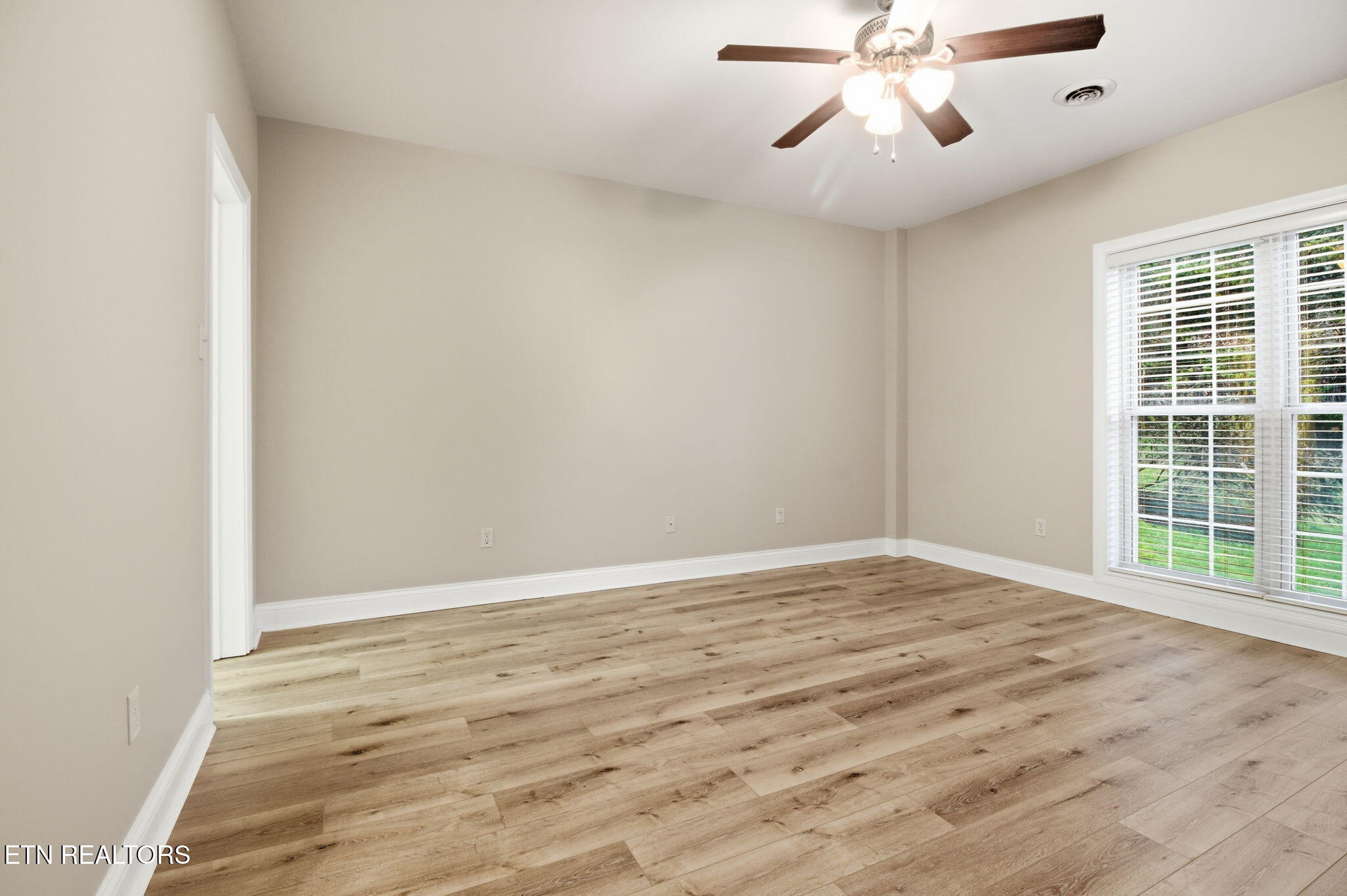 1026 Spy Glass Way Knoxville TN 37922