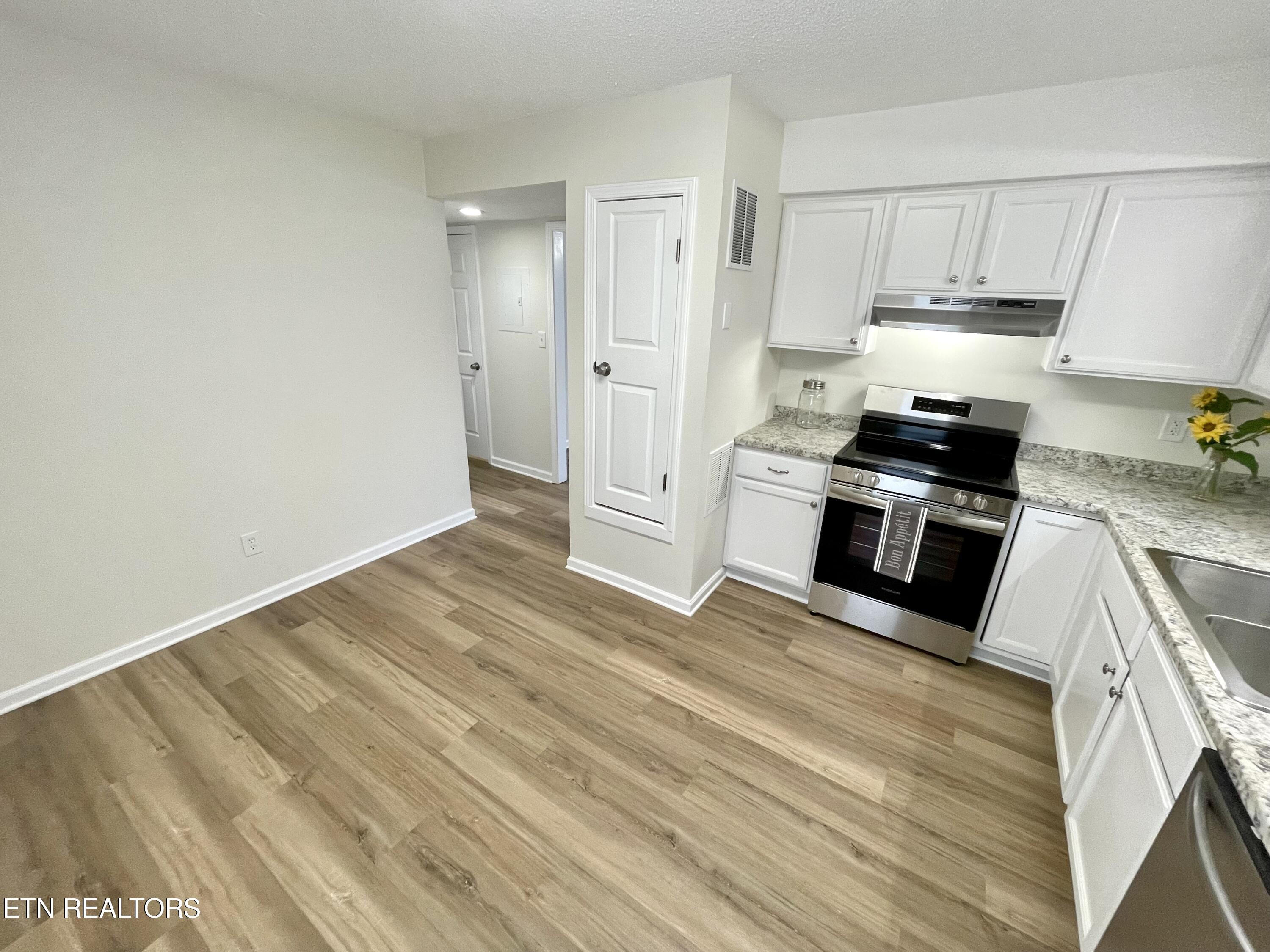 3212 Quiet Way Knoxville TN 37918