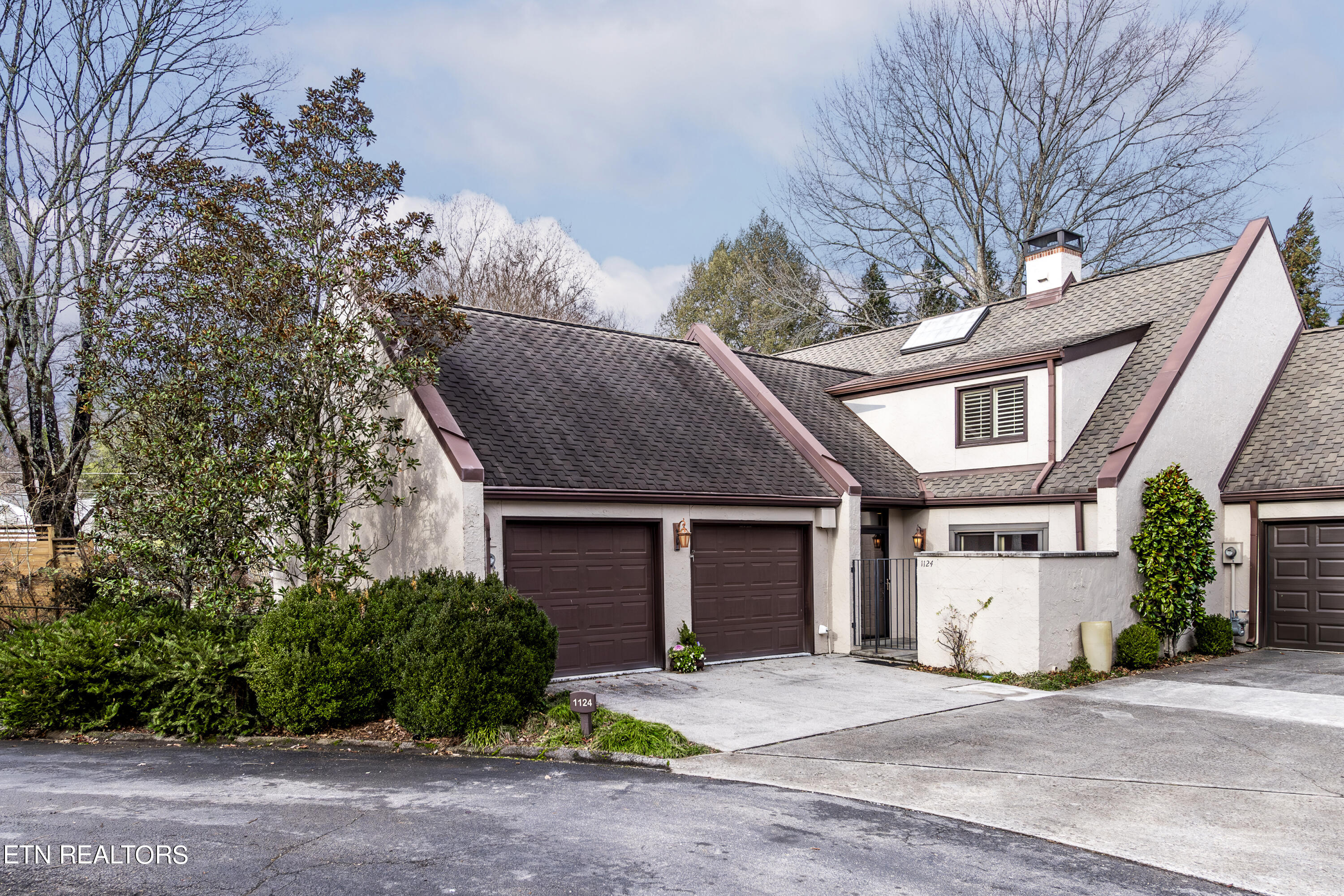 1124 Bordeaux Circle Knoxville TN 37919