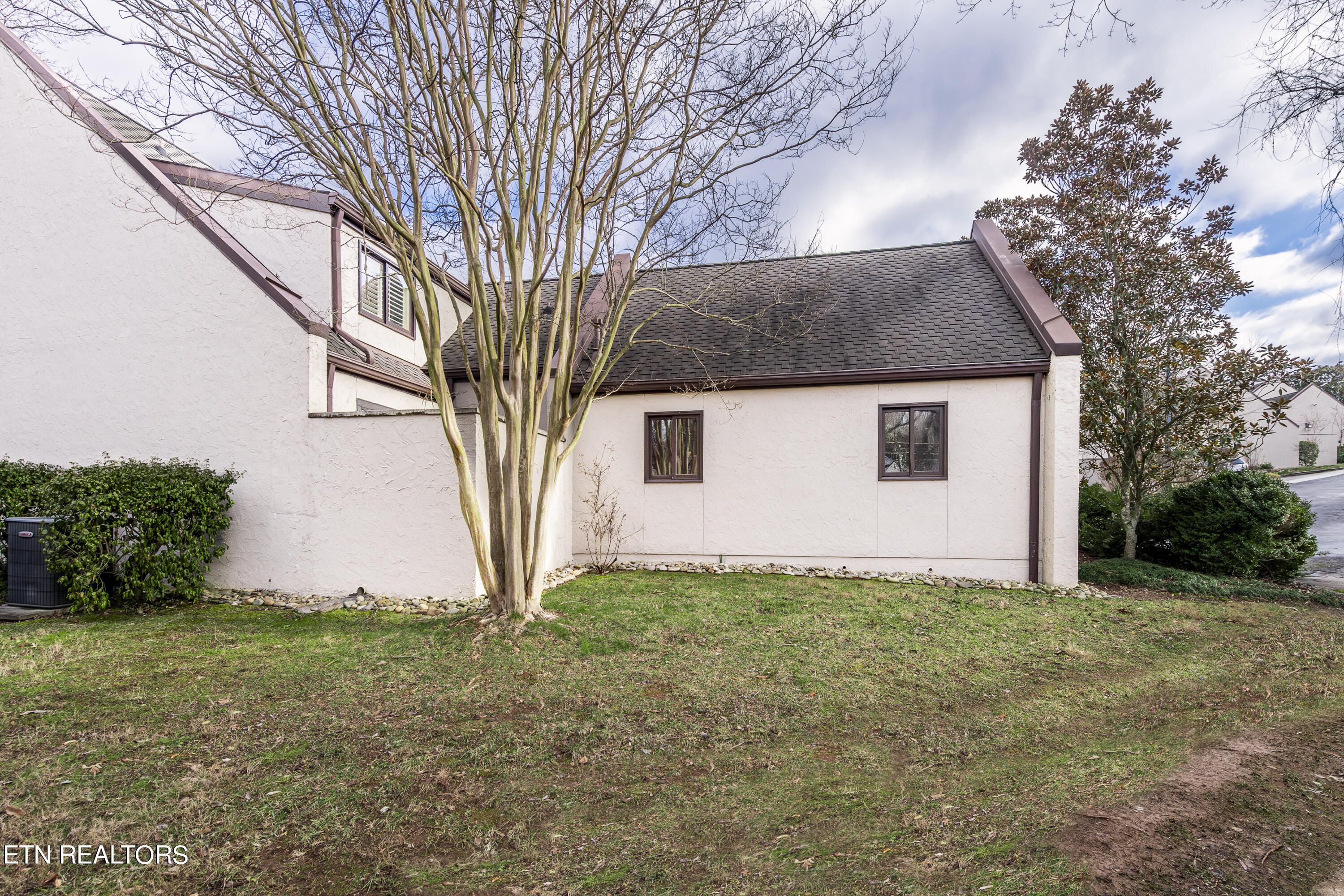 1124 Bordeaux Circle Knoxville TN 37919