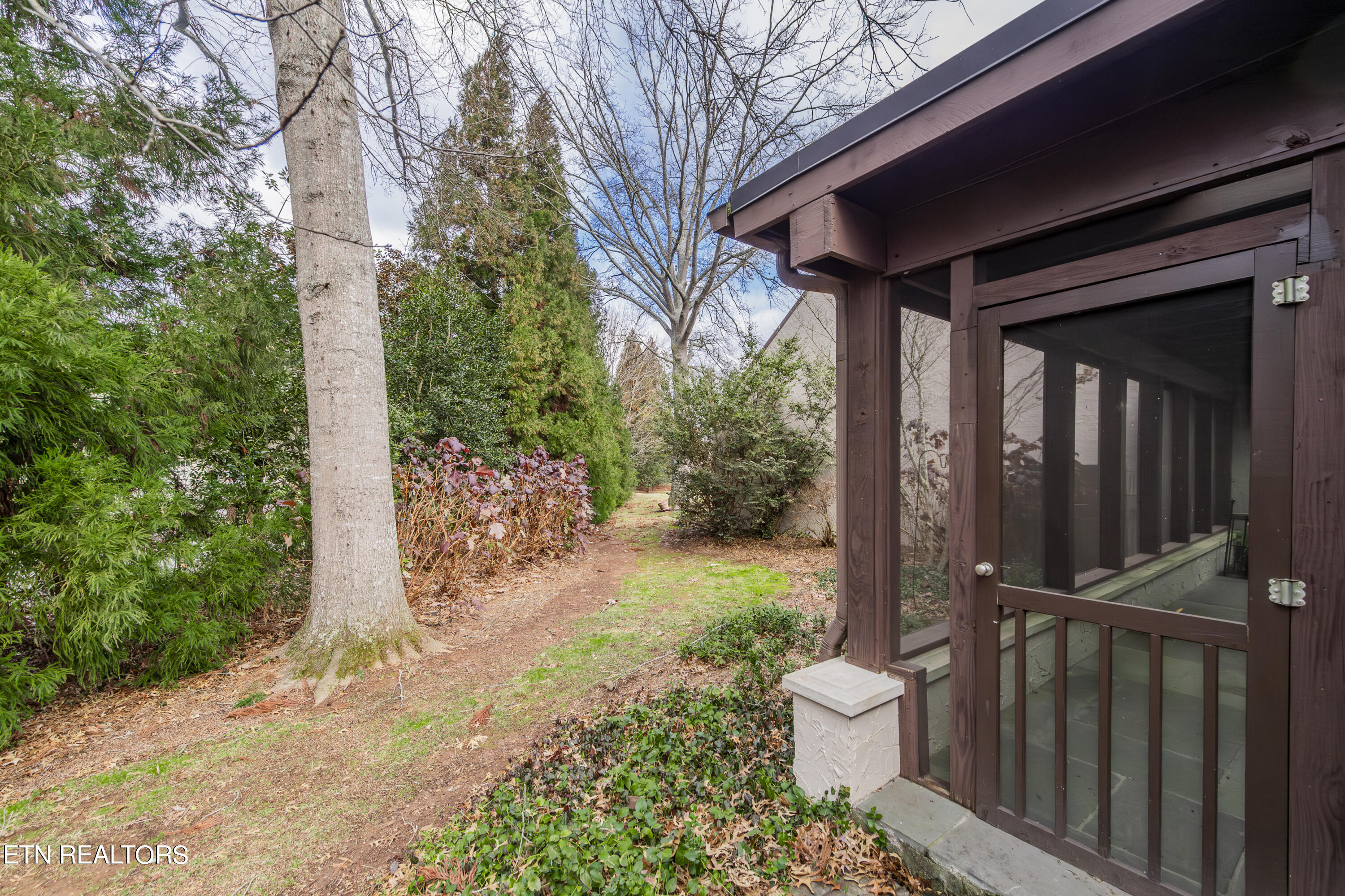 1124 Bordeaux Circle Knoxville TN 37919