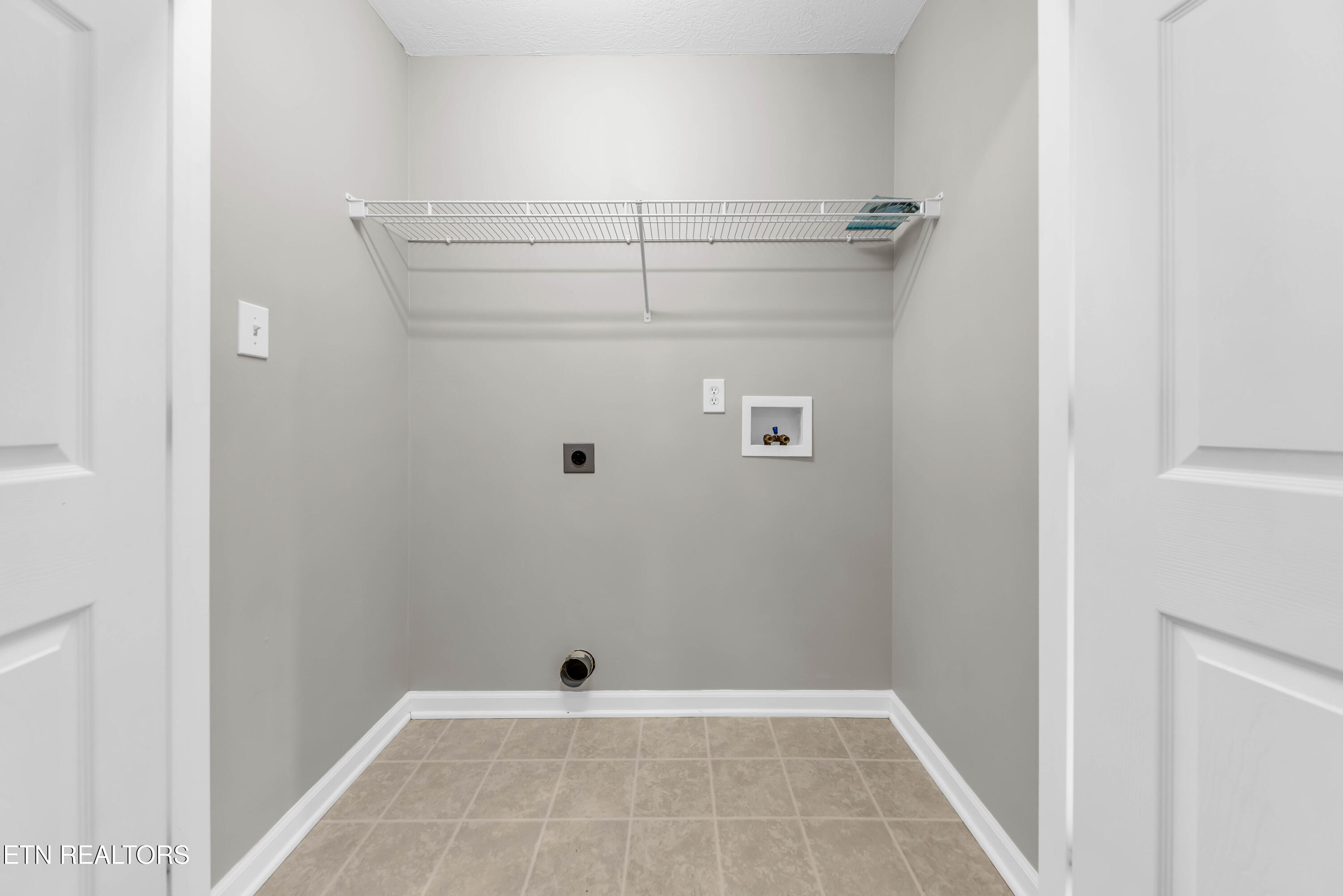 450 Executive Meadows Drive Lenoir City TN 37771