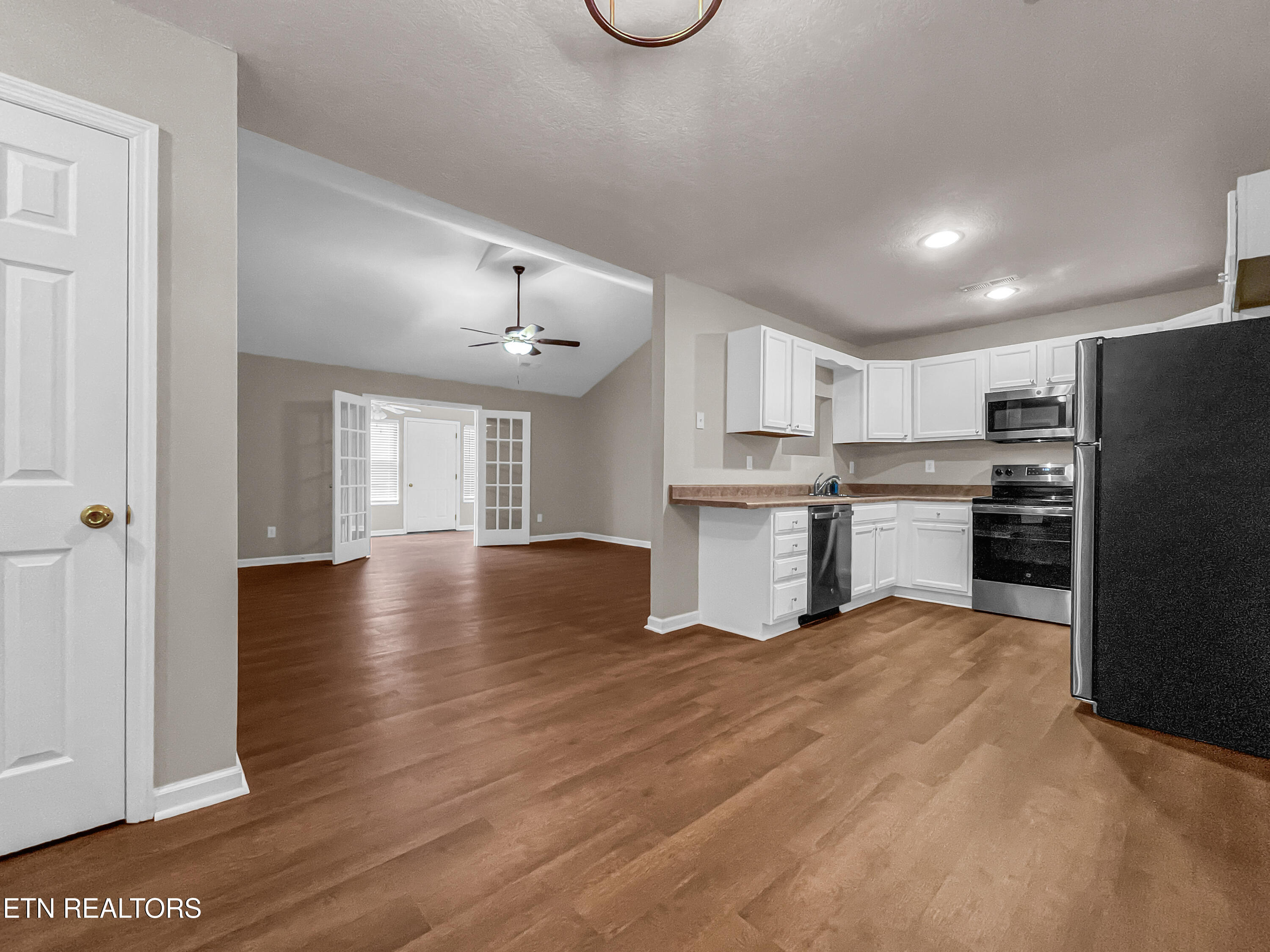 450 Executive Meadows Drive Lenoir City TN 37771