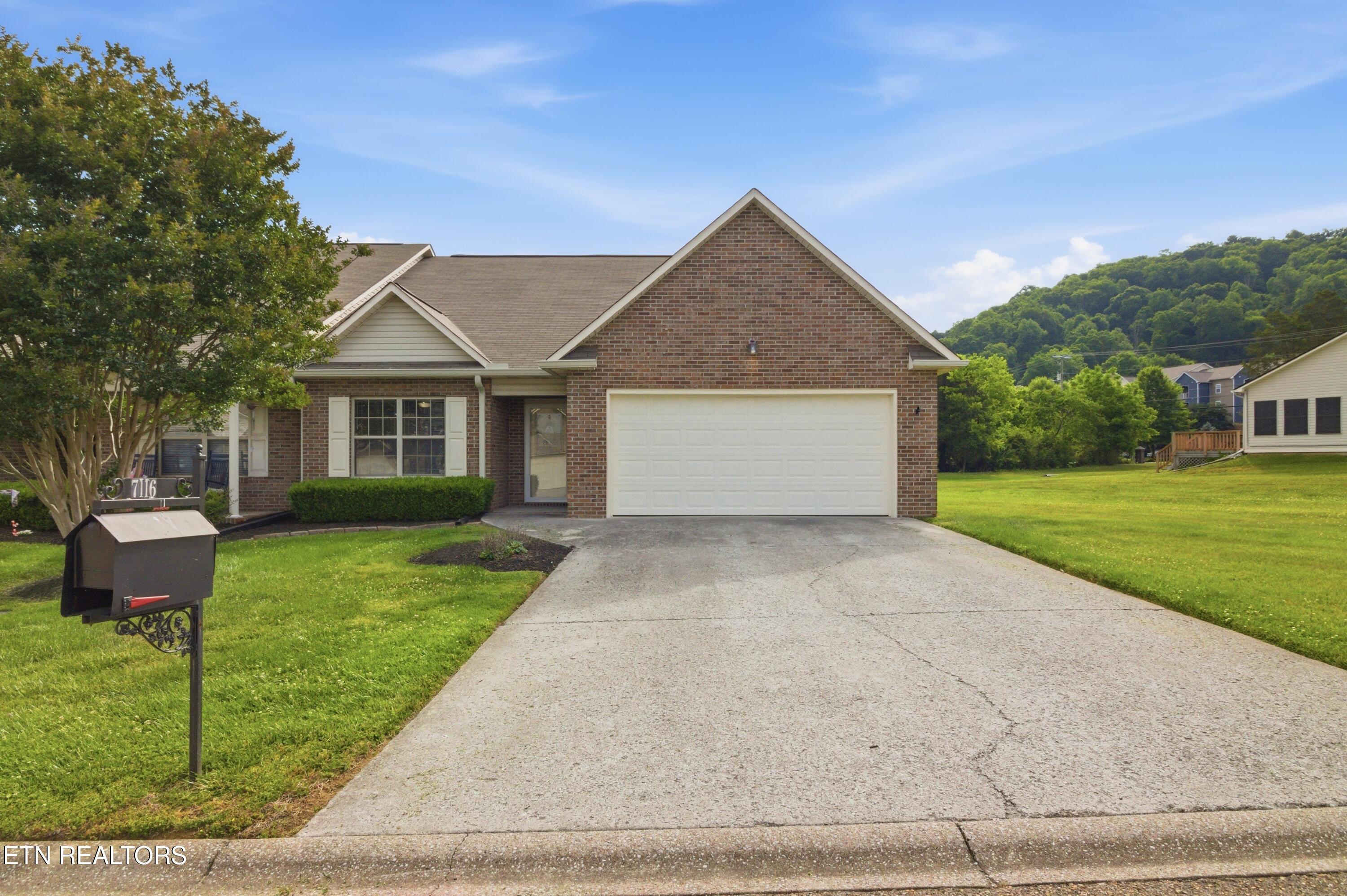 7116 Allison Way Knoxville TN 37918