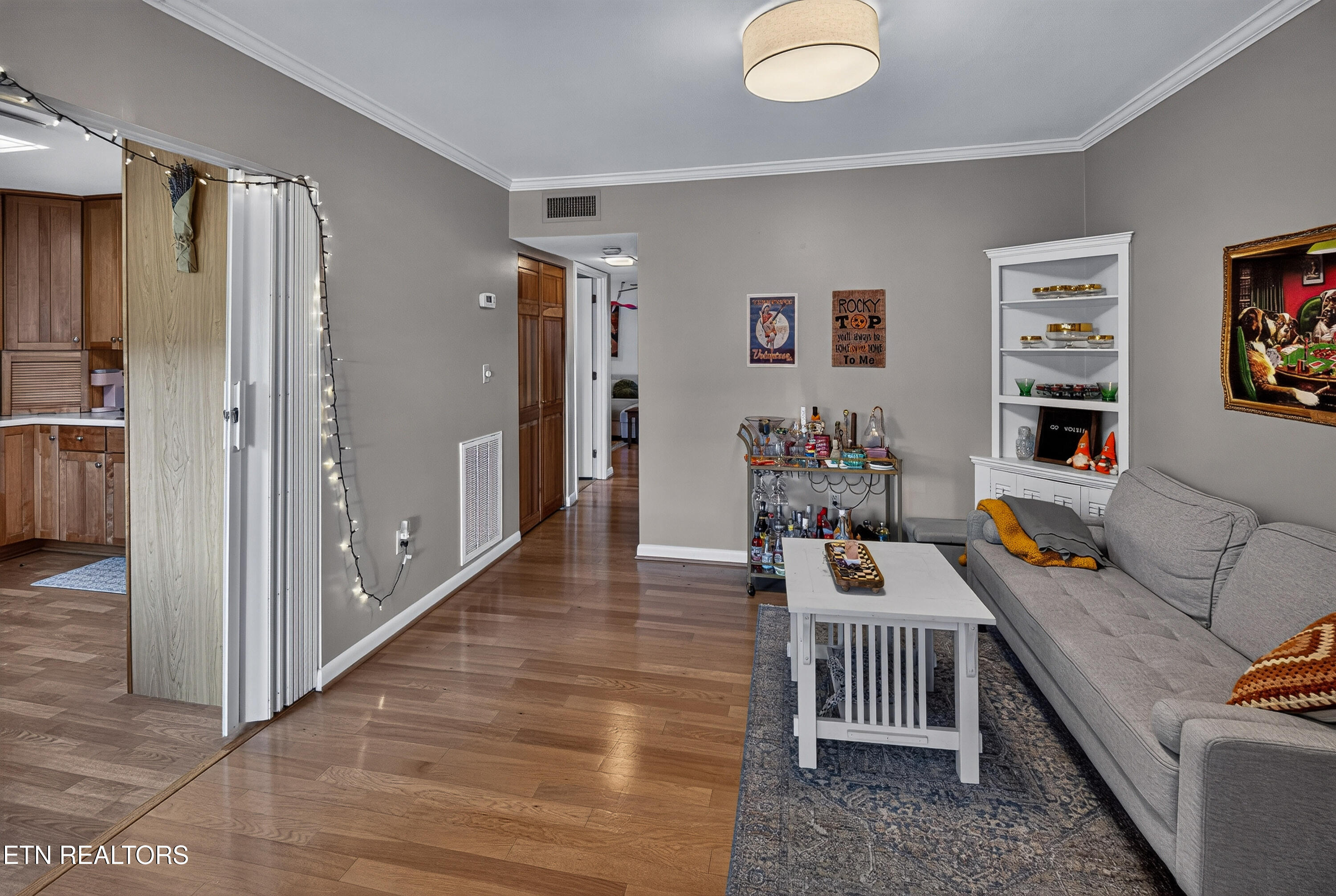 1976 Cherokee Bluff Drive Knoxville TN 37920