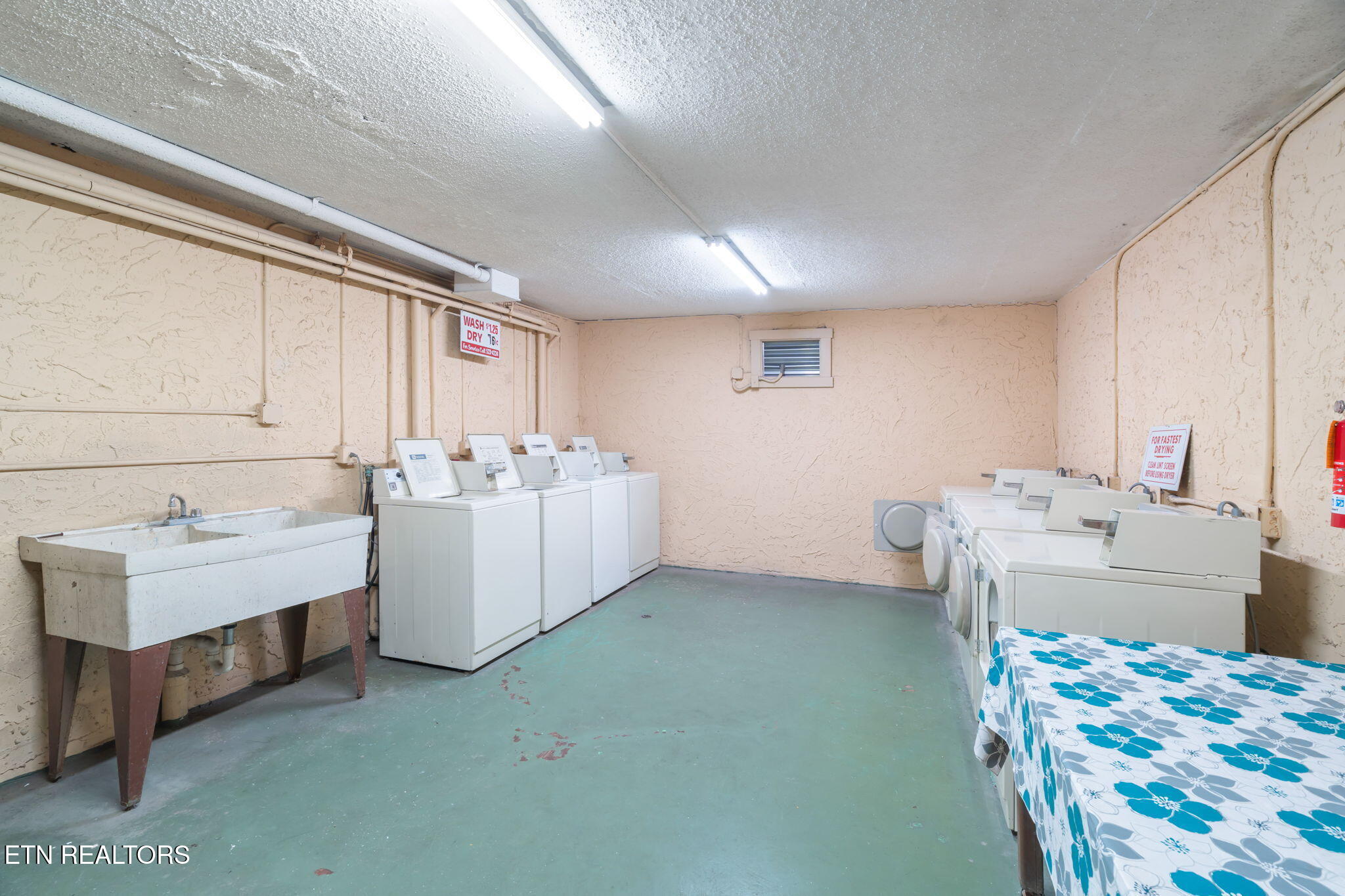 1435 Wiley Oakley Drive Gatlinburg TN 37738